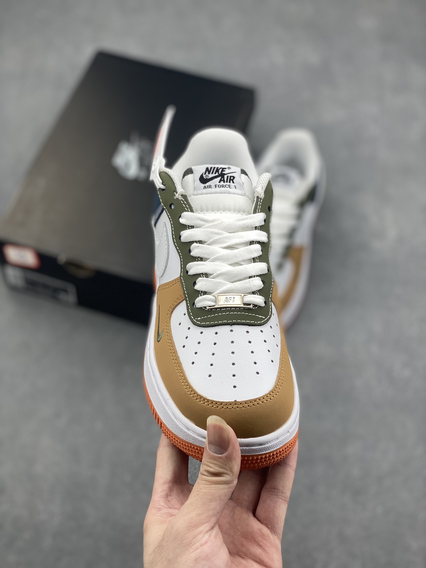 Nike Air Force 1 '07 Low Casual Sneakers - Versatile, Comfortable, and Stylish 3 i1726082640 4952 2