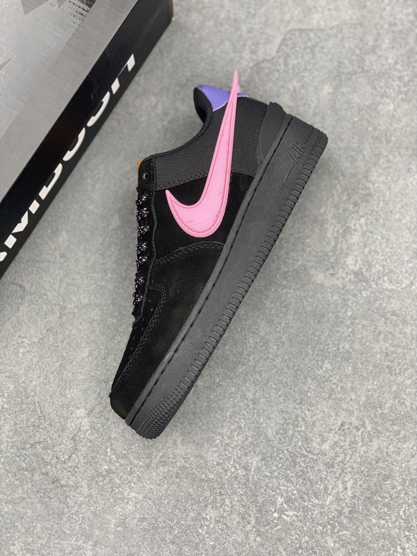 Nike Air Force 1 ACG Low-Top Black/Pink Sneakers 8 i1726161172 5601 1