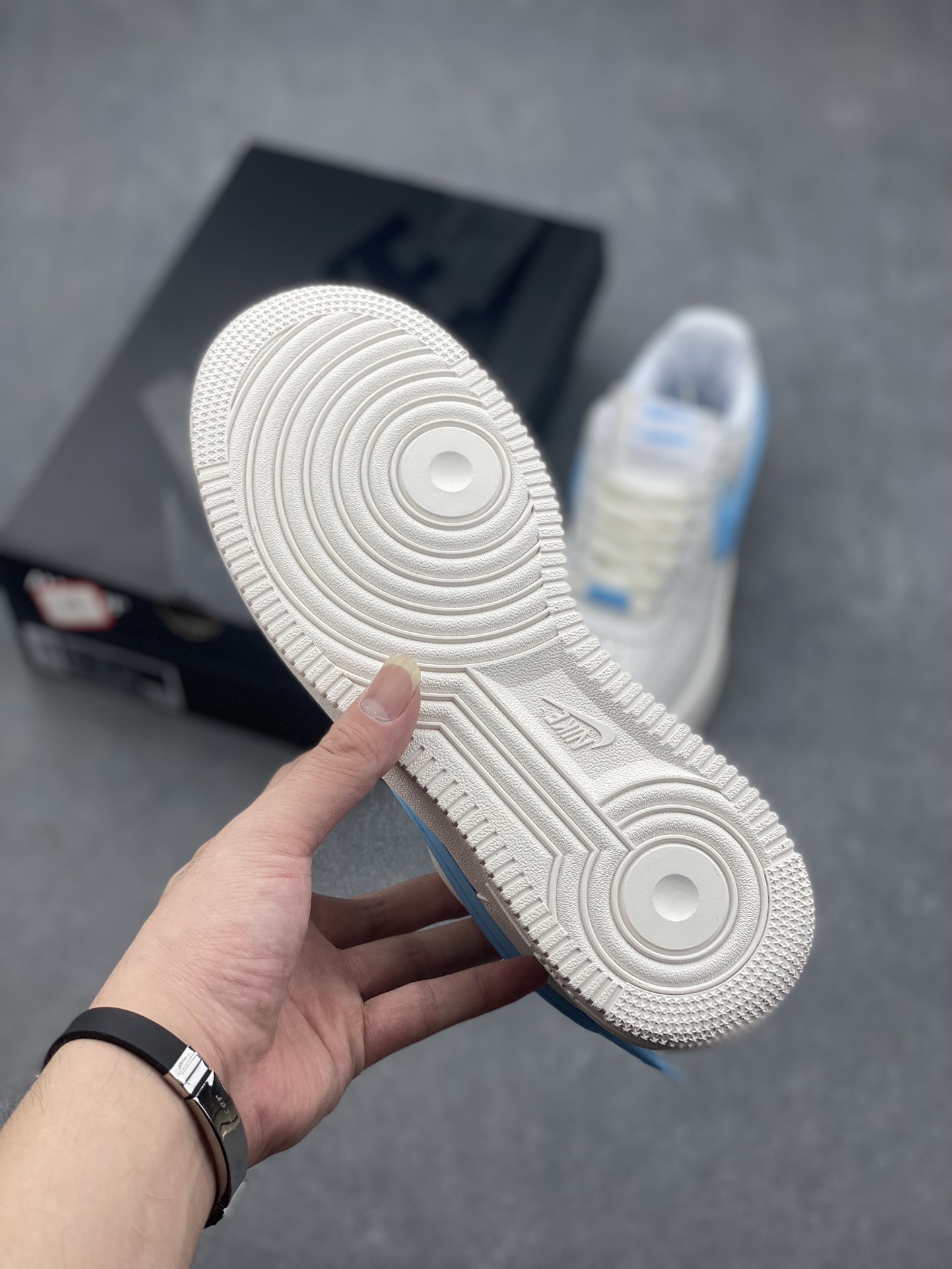 Ambush x Nike Air Force 1 '07 Low Sneakers - Deconstructed Style 7 i1726261485 2484 5