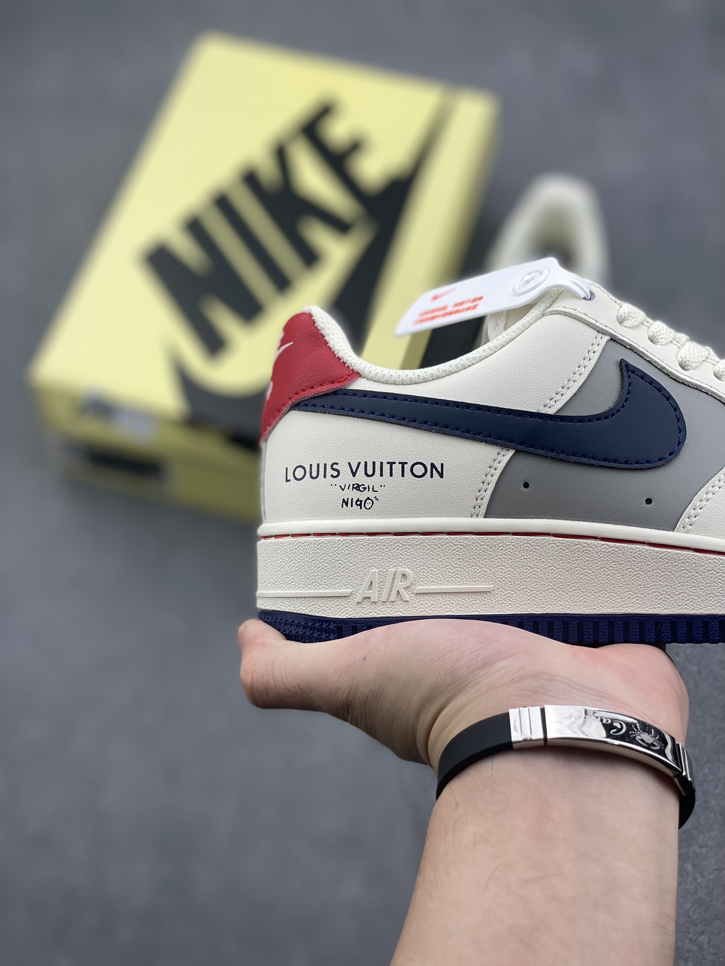 Nike X Louis Vuitton Air Force 1 Low Custom Sneakers - Limited Edition 6 i1726344229 3224 5