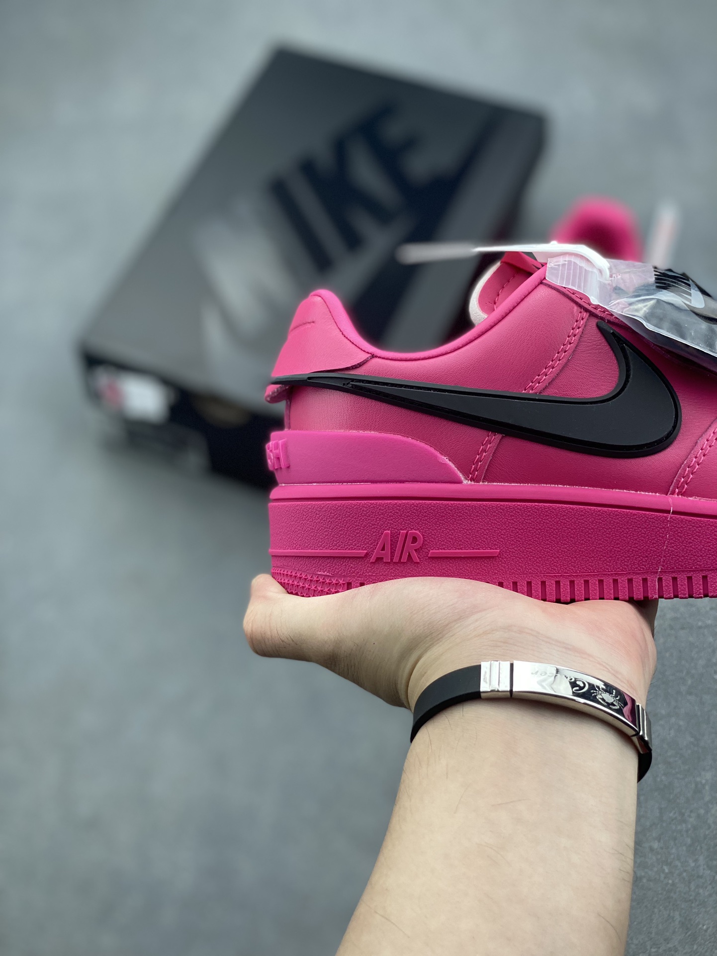 Nike Air Force 1 '07 Low-Top Sneakers - Fuchsia Dream with Black Accents 6 i1726603773 7073 3