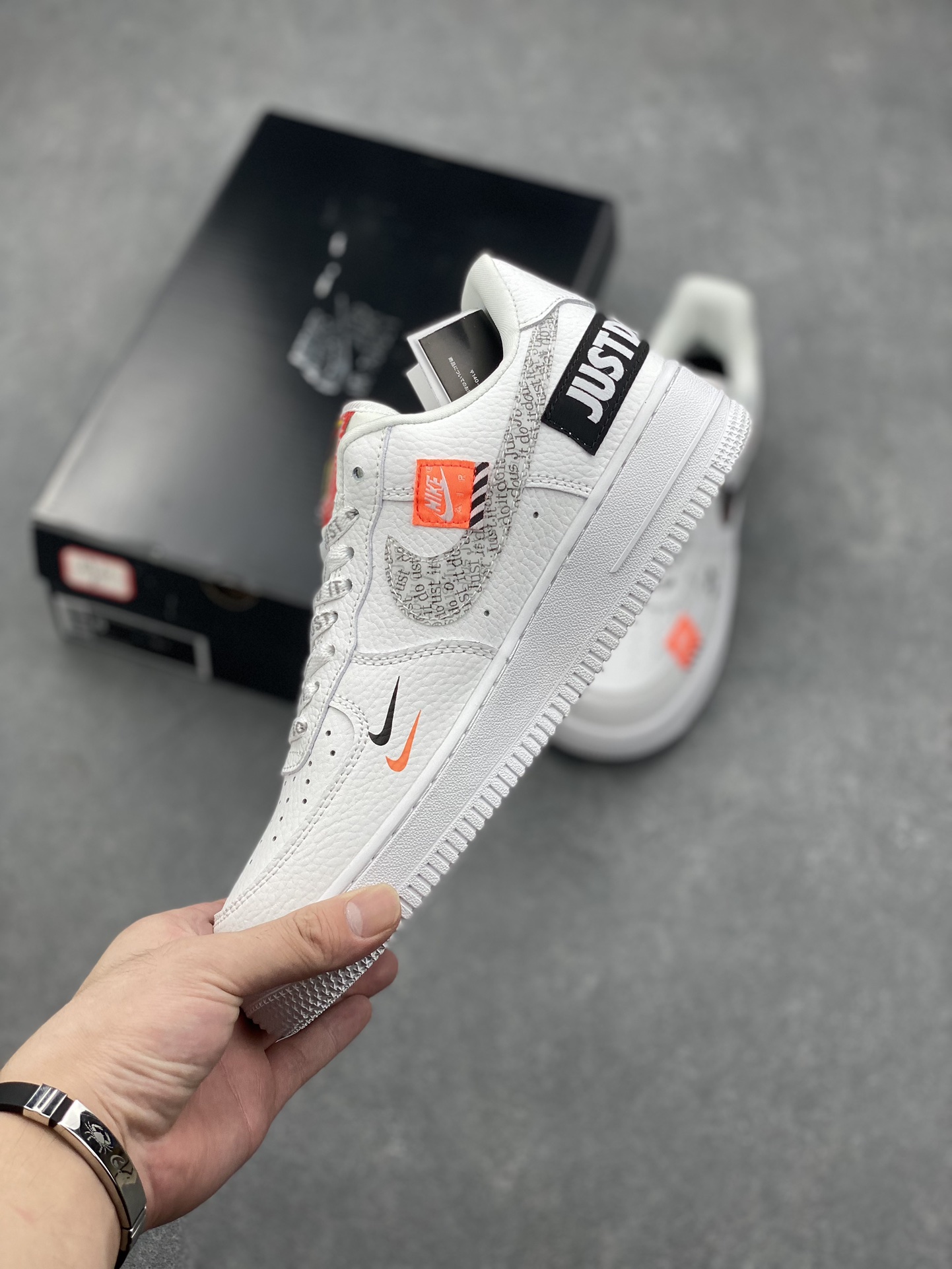 Nike Air Force 1 Low '07: Iconic Style, Ultimate Comfort, Perfect for Everyday Wear 4 i1726765853 5058 1