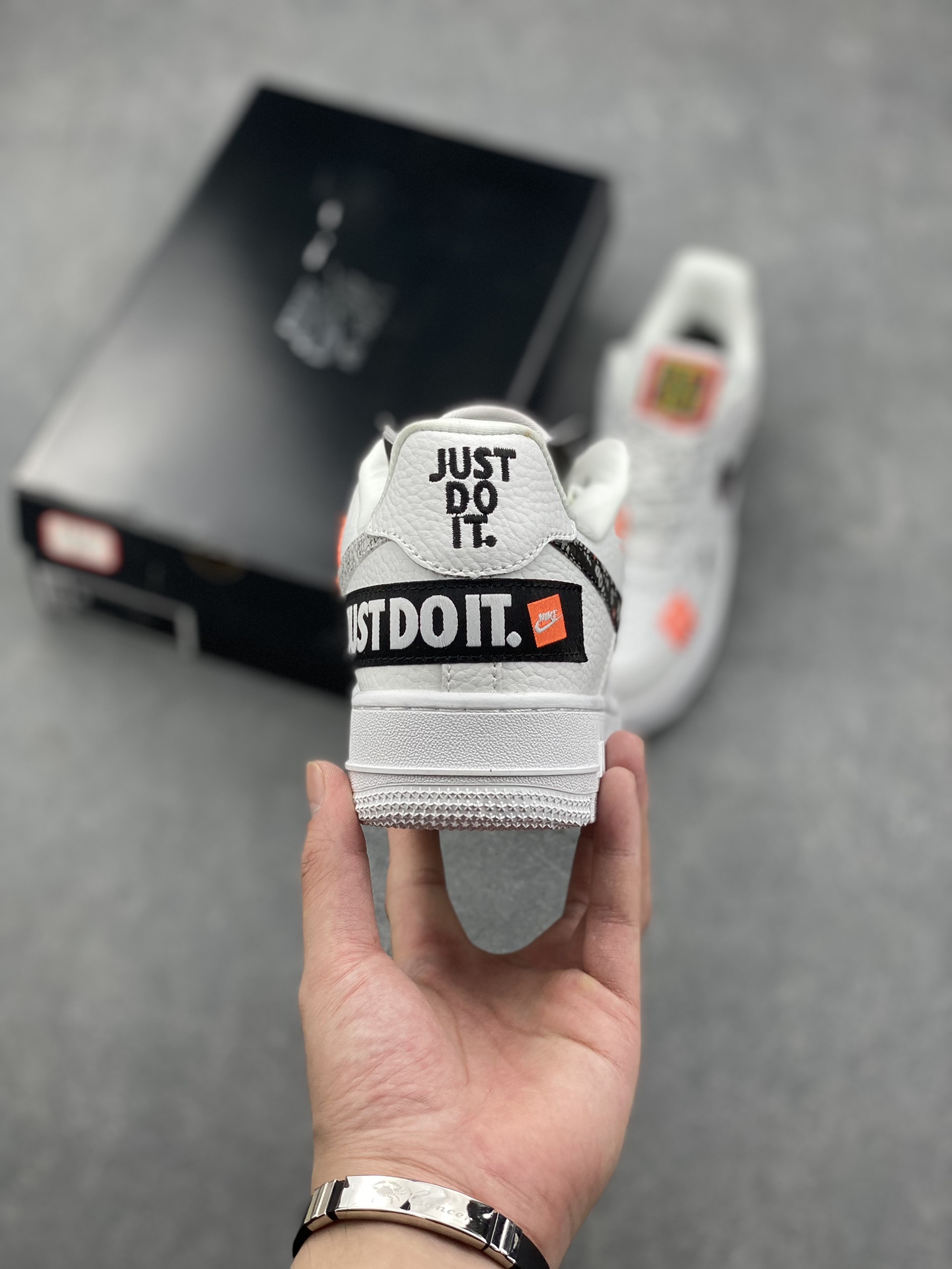 Nike Air Force 1 Low '07: Iconic Style, Ultimate Comfort, Perfect for Everyday Wear 5 i1726765853 6185 0