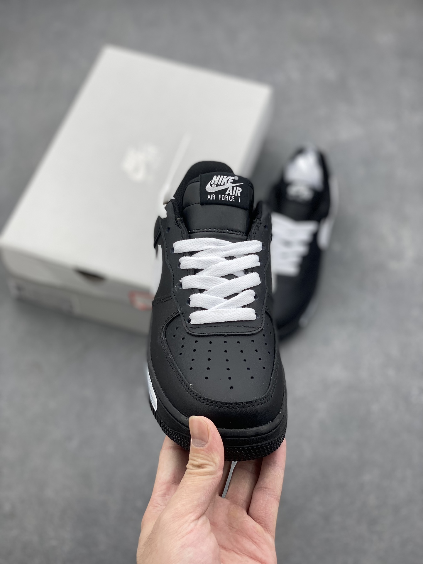 Nike Air Force 1 Low Black White Casual Sneakers CW2288-001 3 i1726850273 6604 4