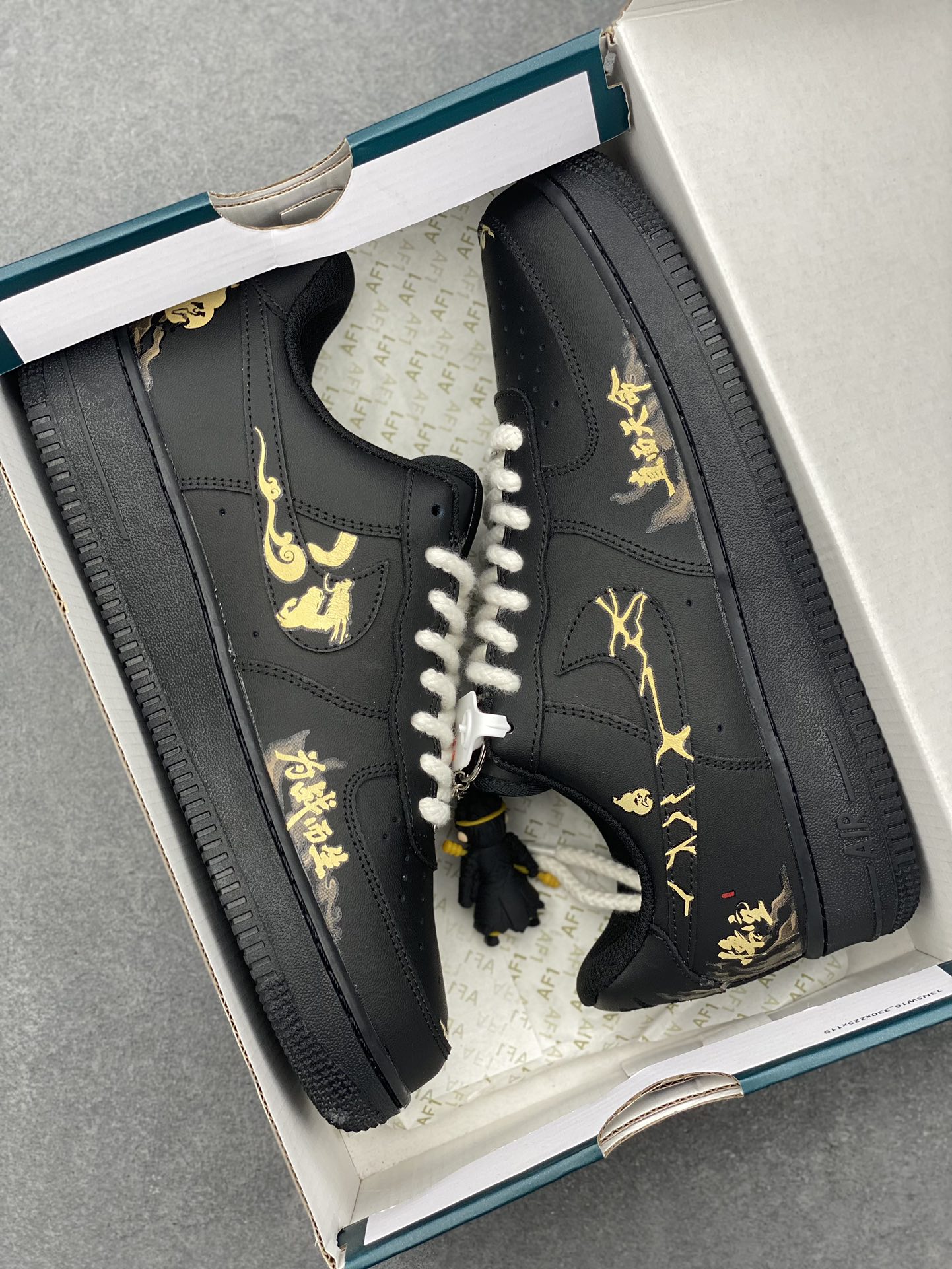Nike Air Force 1 '07 Low Purple Gourd Black Mythology Sneakers 10 i1726850410 1254 8