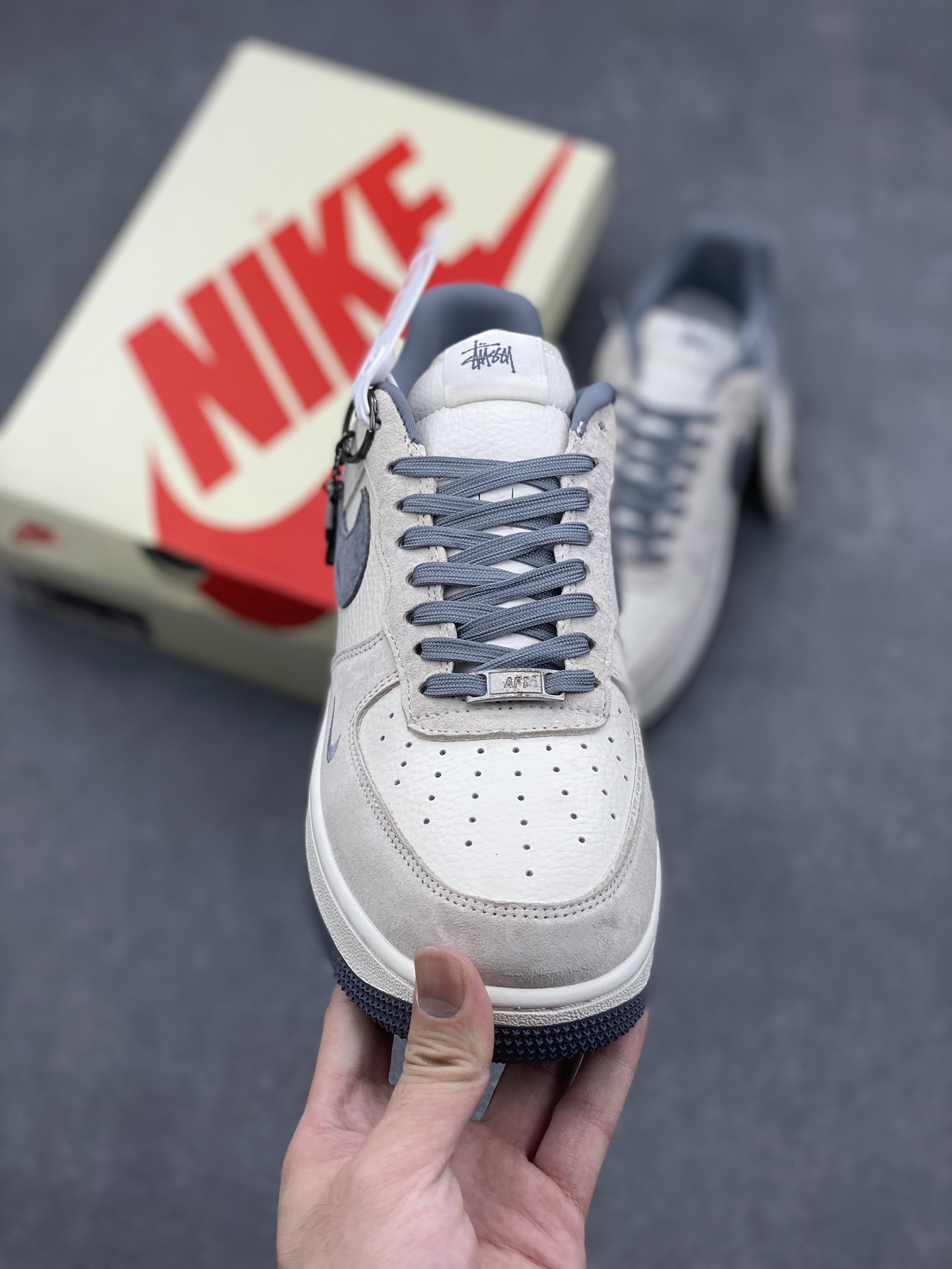 Nike Air Force 1 '07 Low Stussy Collab Sneakers - Limited Edition 3 i1726850681 8274 0