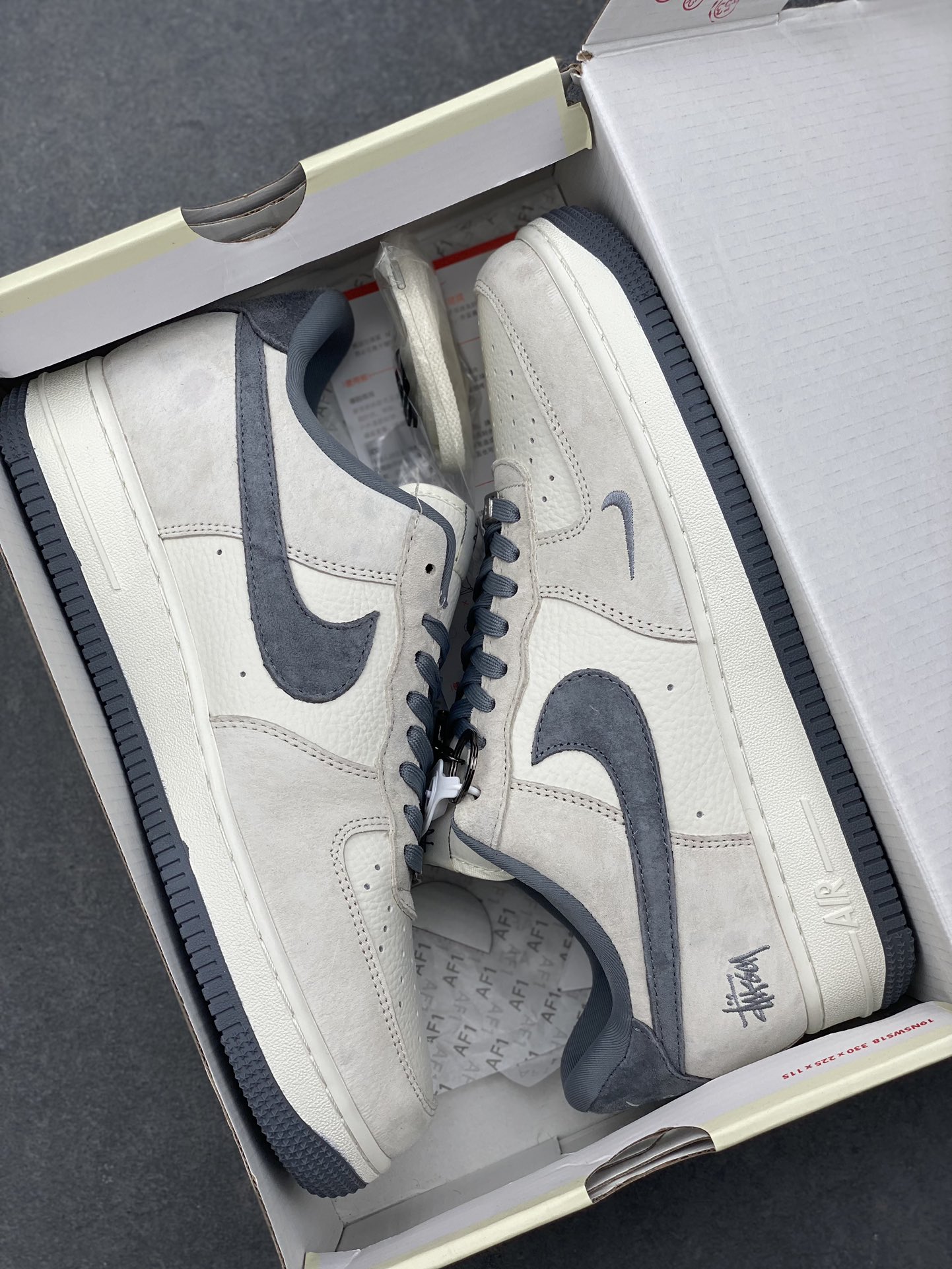 Nike Air Force 1 '07 Low Stussy Collab Sneakers - Limited Edition 10 i1726850681 8316 7