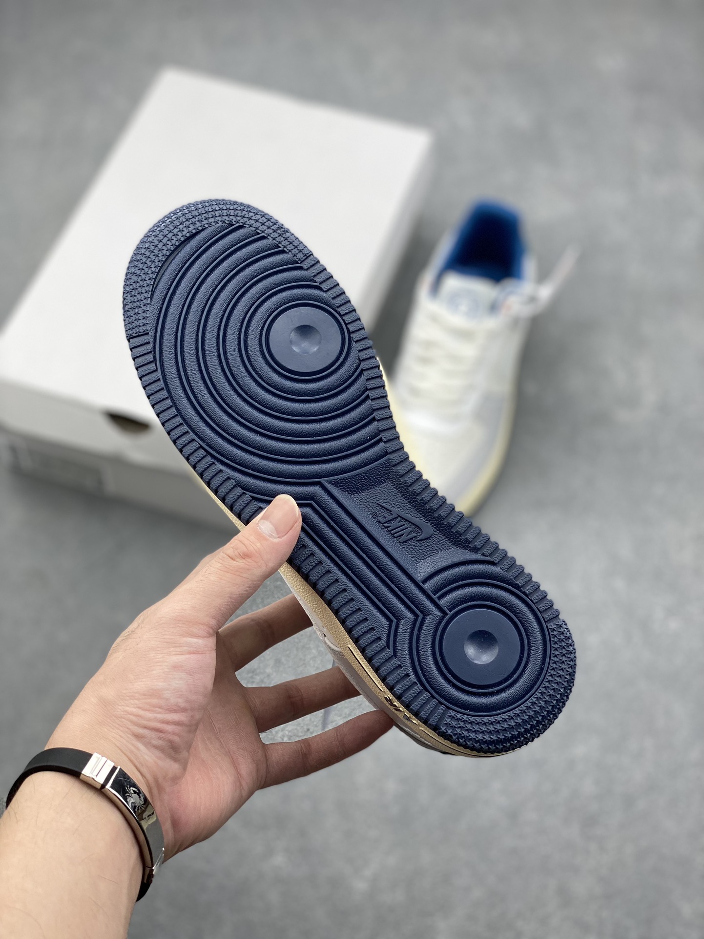 Nike Air Force 1 Low HM3721-111: Versatile, Stylish & Comfortable Sneakers 7 i1726936979 3680 8