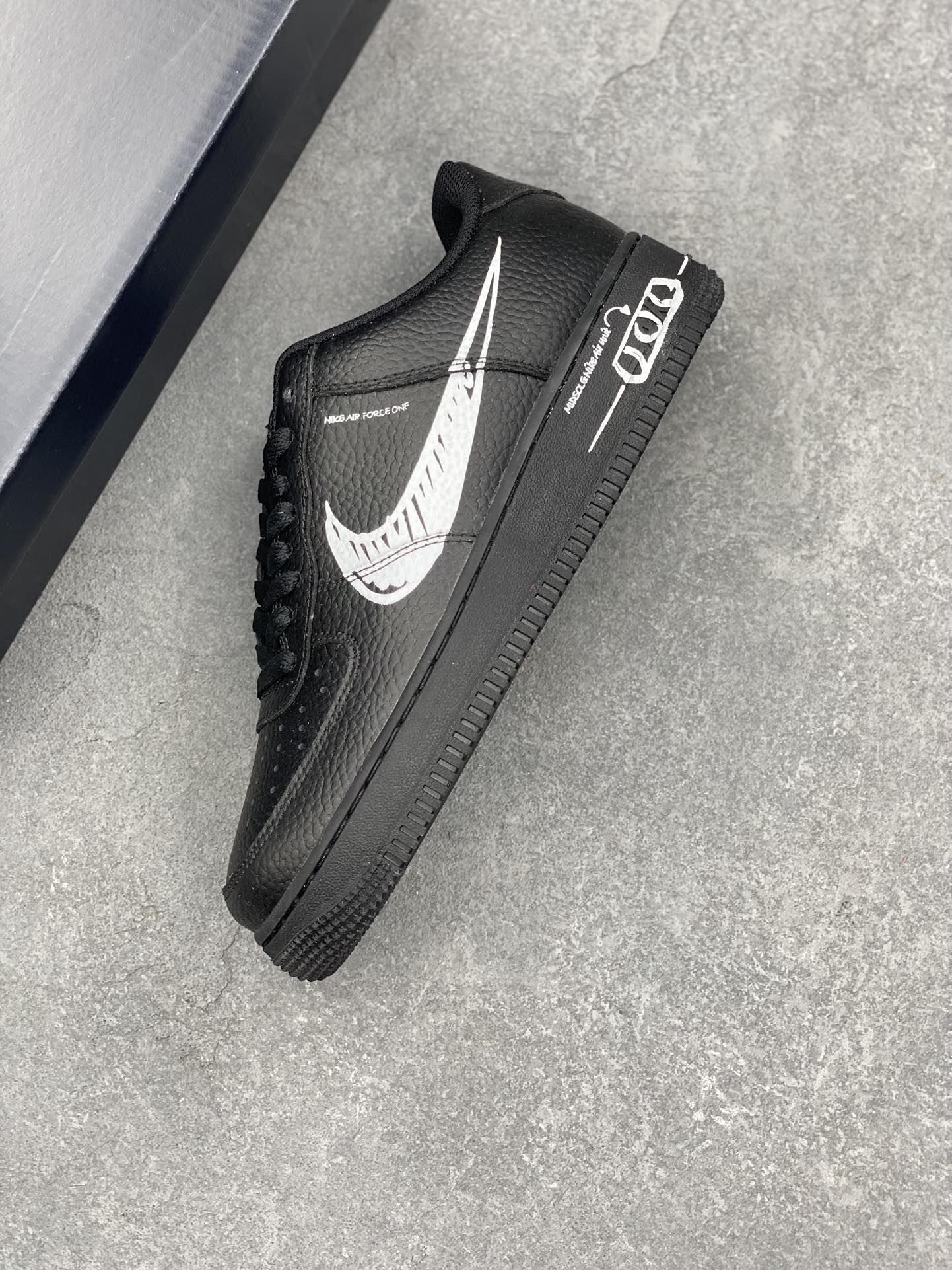 Nike Air Force 1 Low Black White Casual Sneakers CW7581-001 8 i1727195143 6888 0