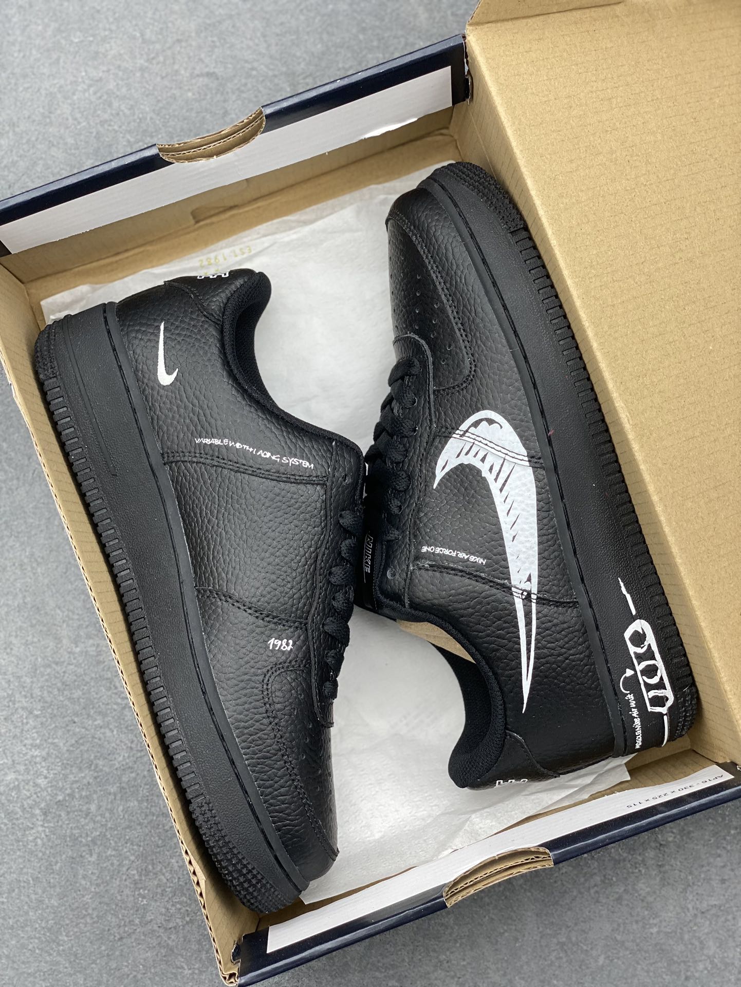Nike Air Force 1 Low Black White Casual Sneakers CW7581-001 10 i1727195144 4281 7