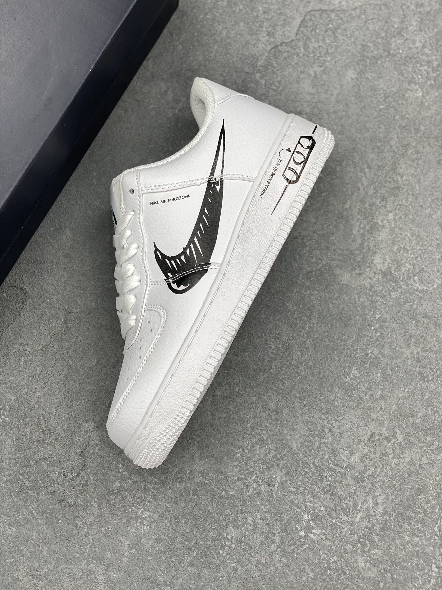 Nike Air Force 1 Low White/Black Casual Sneakers CW7581-101 8 i1727195188 2457 5