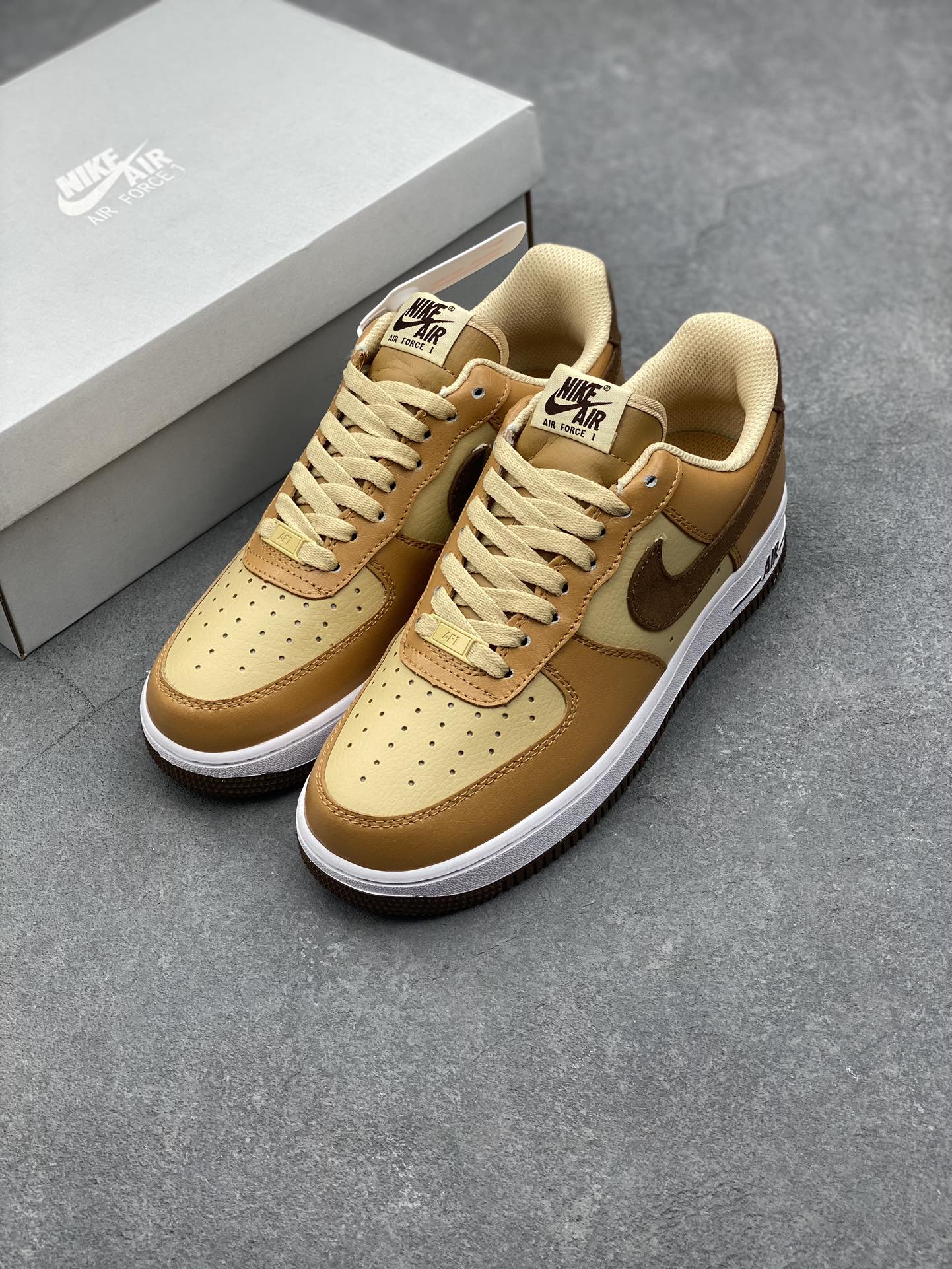 Nike Air Force 1 Low Casual Sneakers HQ3905-200 - Premium Leather, Cushioned Sole 9 i1727281292 8249 0