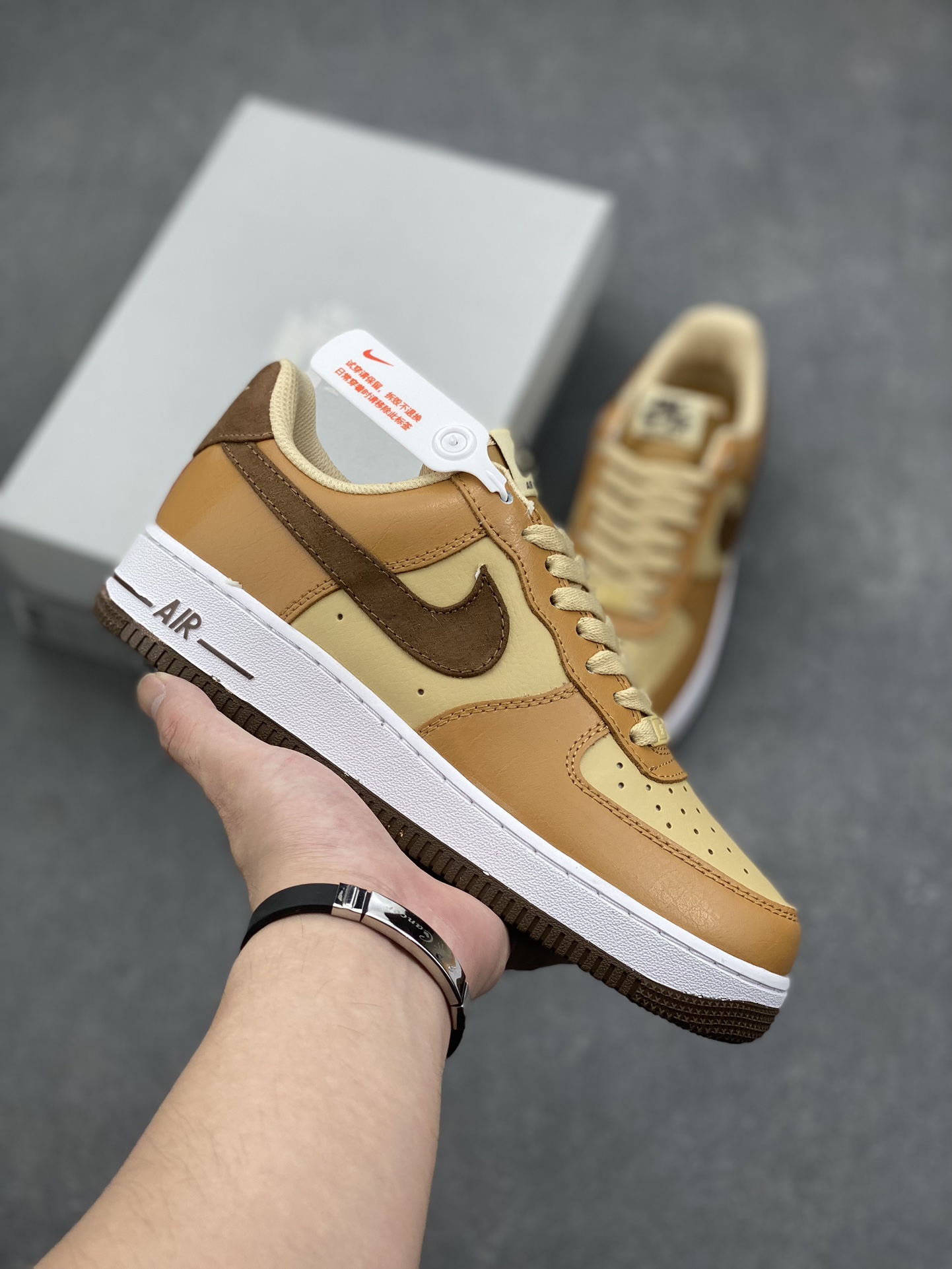 Nike Air Force 1 Low Casual Sneakers HQ3905-200 - Premium Leather, Cushioned Sole 2 i1727281292 882 5