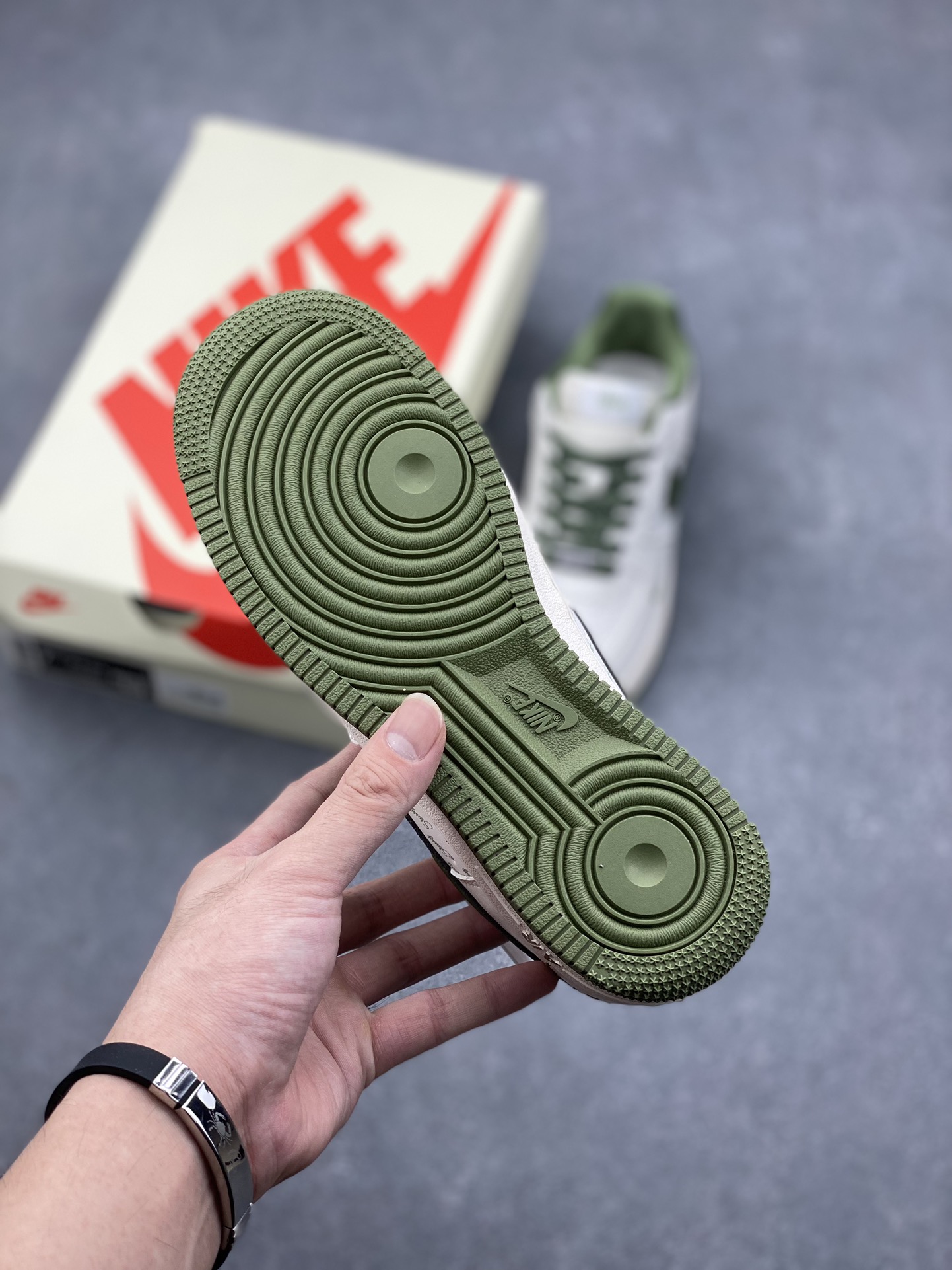 Nike Air Force 1 '07 Low Stussy Collab White Green Sneakers 7 i1727378243 6859 3