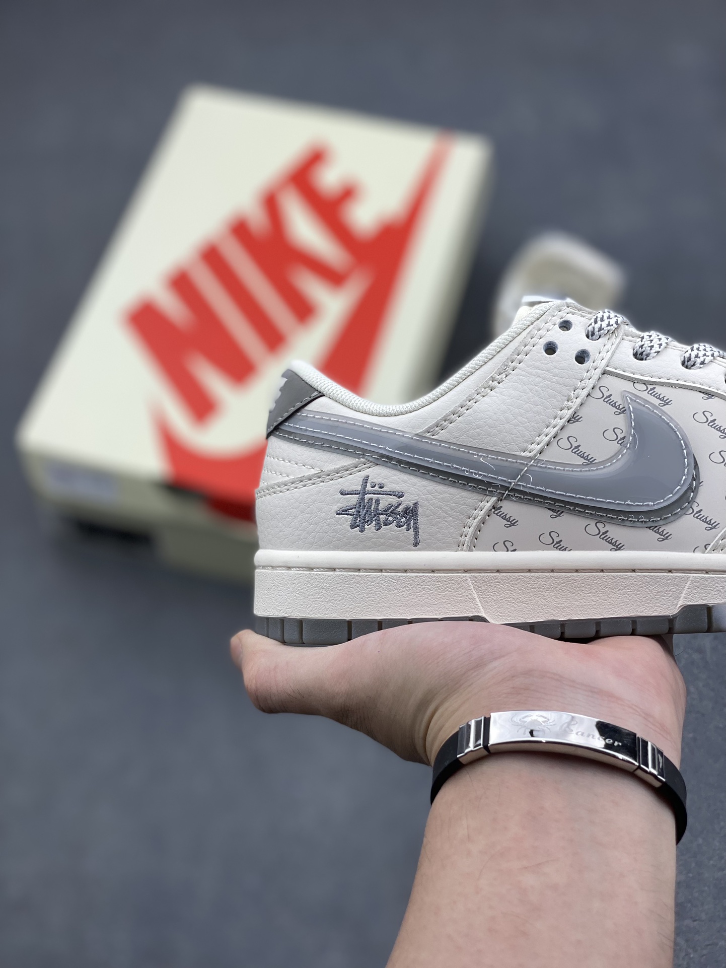 Nike SB Dunk Low Stussy White Grey – Anniversary Edition Custom Sneakers 5 i1727378302 3495 3