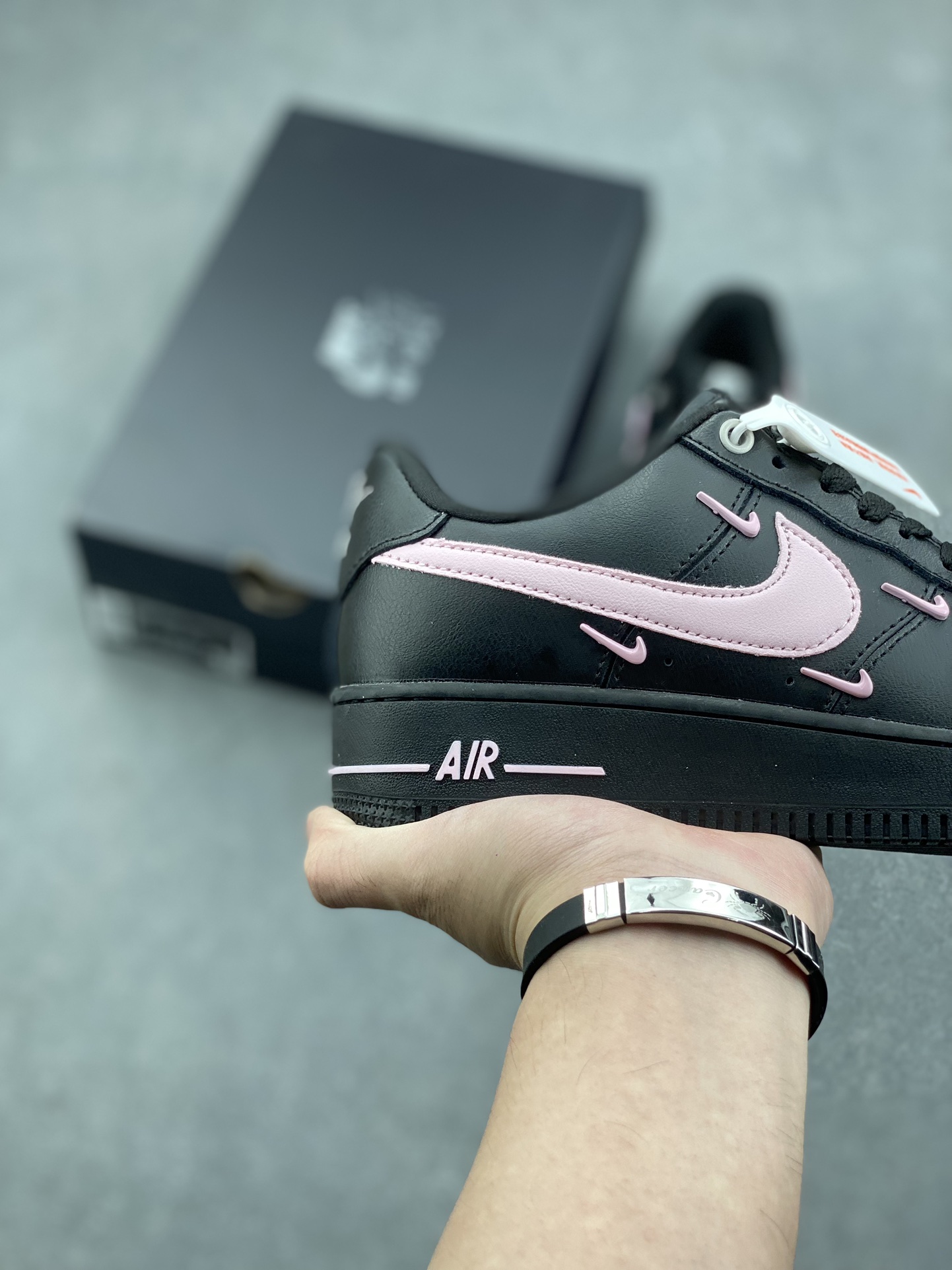 Nike Air Force 1 '07 Low Black/Pink Casual Fashion Sneakers HQ1180-001 6 i1727454800 1518 4