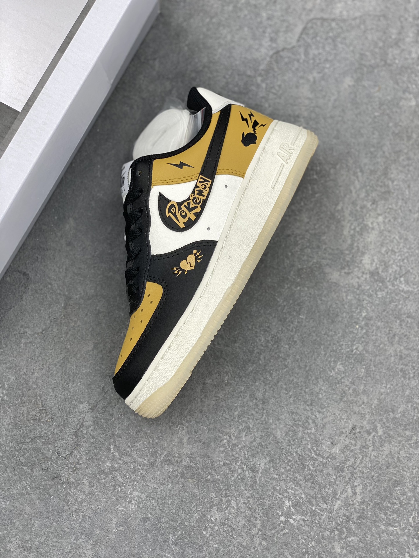 Nike Air Force 1 Low '07 x Pokémon White Black Yellow - Authentic Edition 8 i1727454913 3130 0