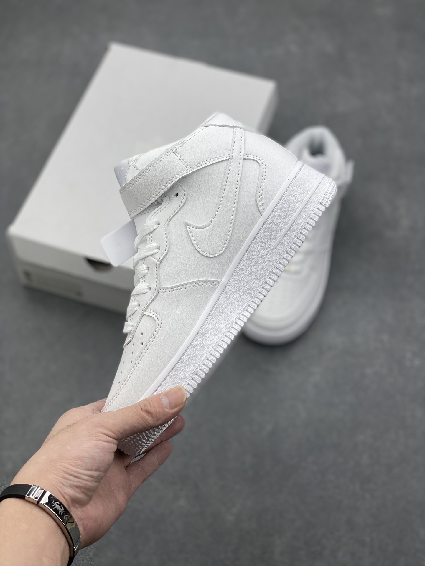 Nike Air Force 1 '07 Mid White Leather Sneakers - Timeless Style & Comfort 4 i1727540341 1273 2