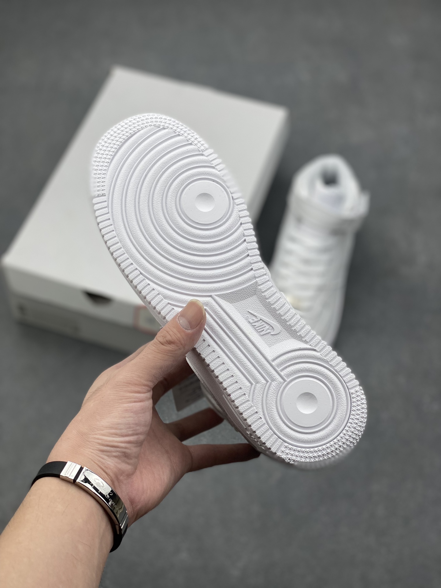Nike Air Force 1 '07 Mid White Leather Sneakers - Timeless Style & Comfort 6 i1727540341 2075 6