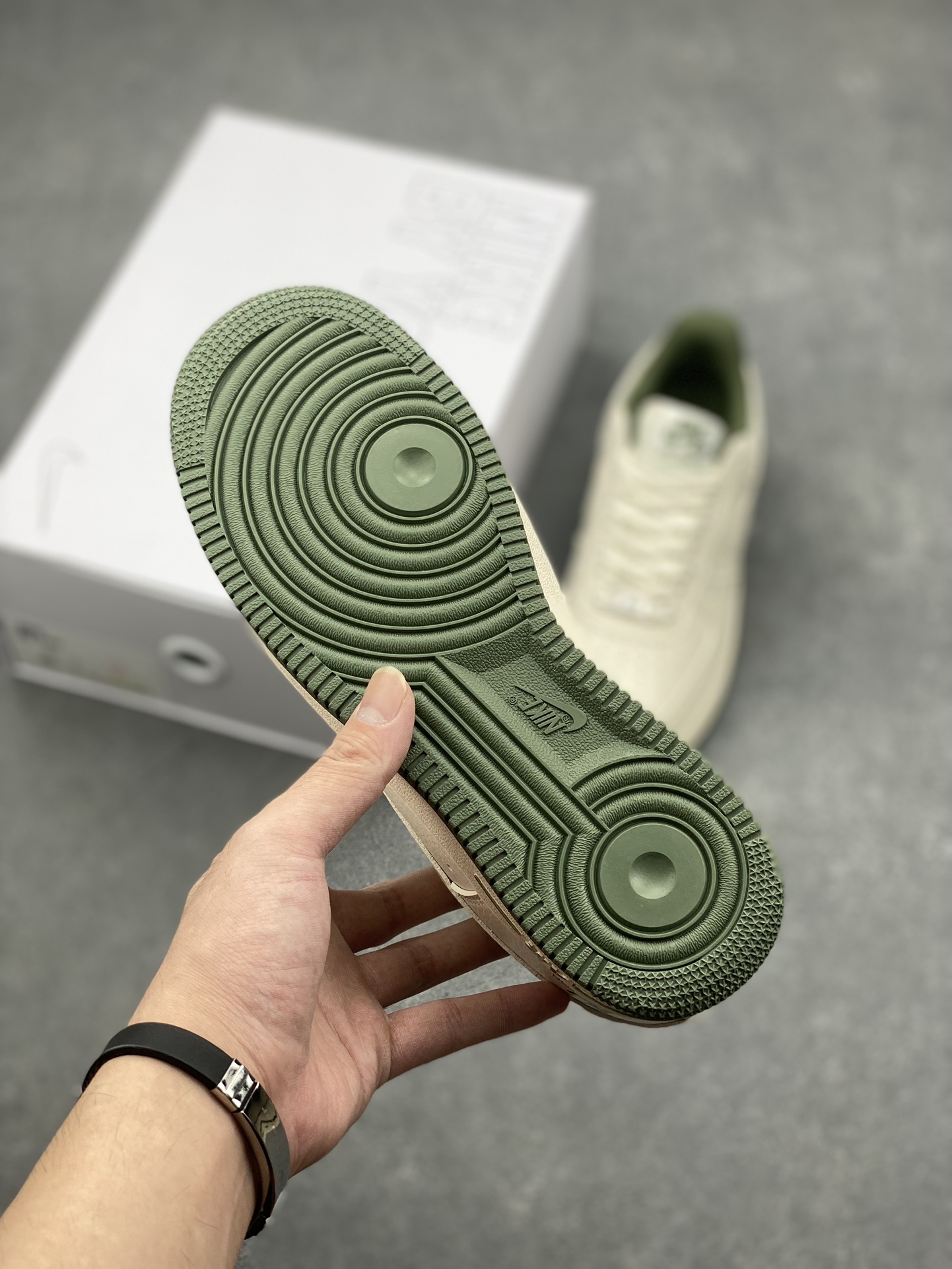 Nike Air Force 1 '07 Low Louis Vuitton Custom Sneakers 7 i1727629052 2615 0