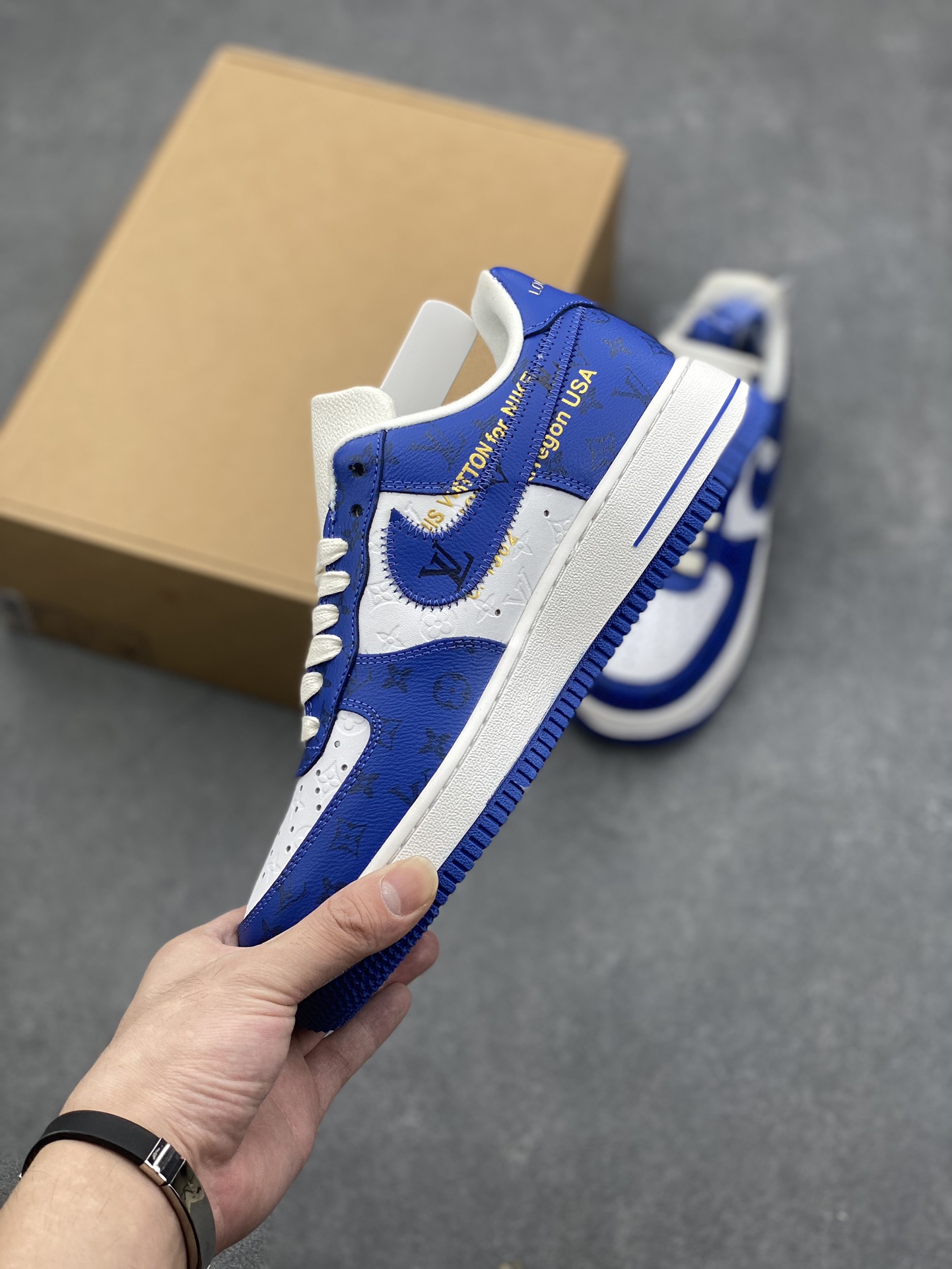 Louis Vuitton x Air Force 1 Low Blue/White Designer Sneakers for Men and Women 4 i1727629404 9333 0