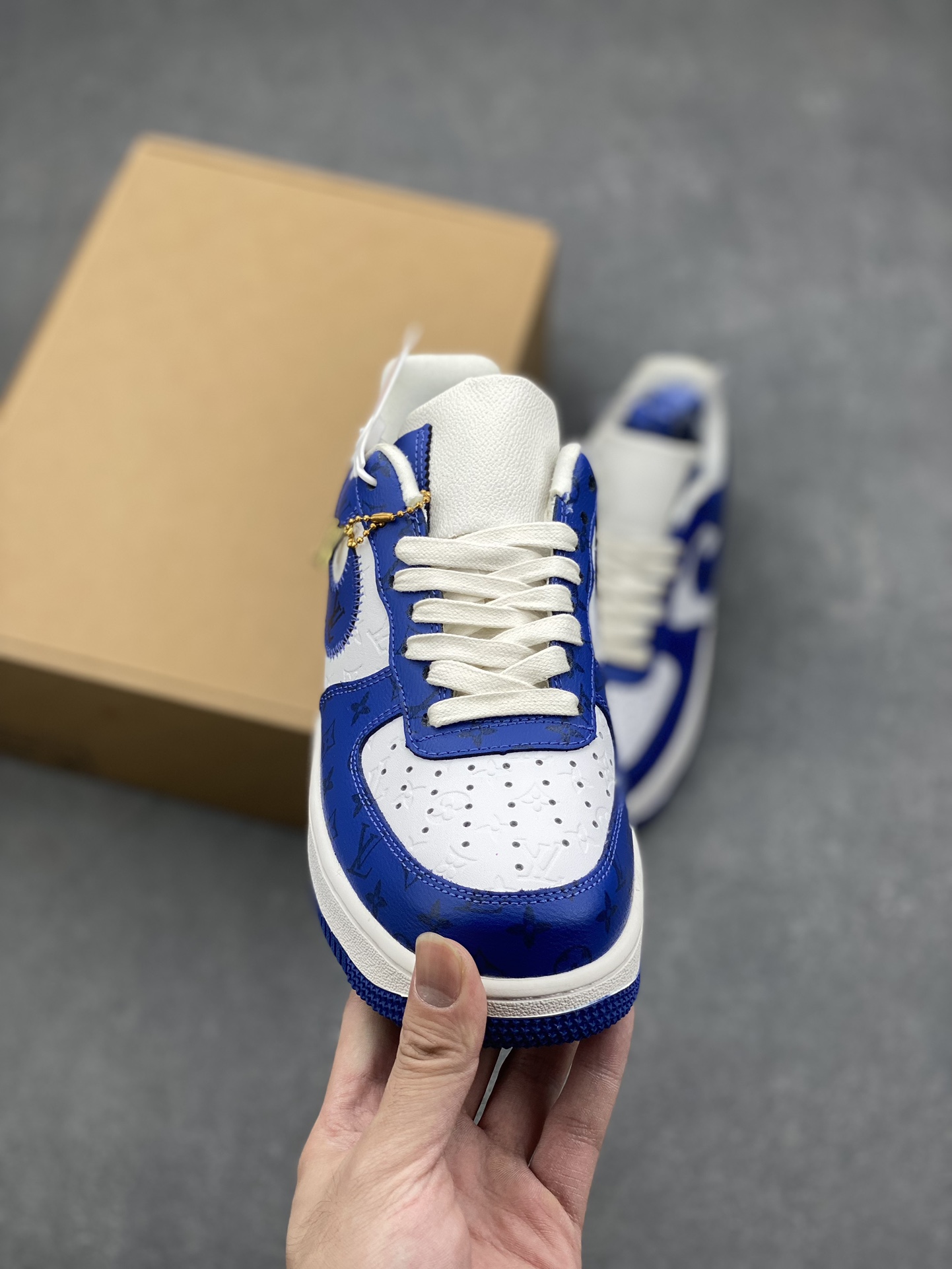 Louis Vuitton x Air Force 1 Low Blue/White Designer Sneakers for Men and Women 3 i1727629405 3954 5
