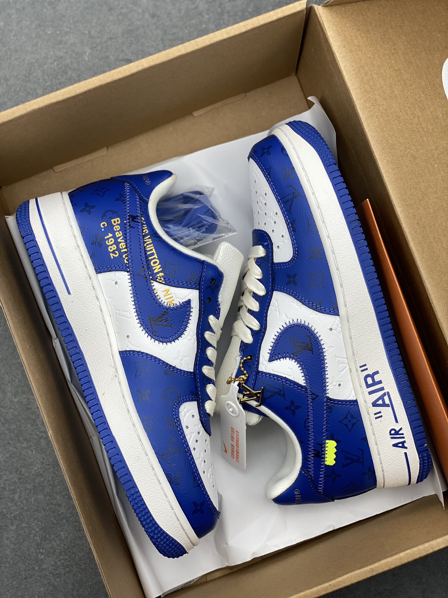 Louis Vuitton x Air Force 1 Low Blue/White Designer Sneakers for Men and Women 10 i1727629405 5738 8