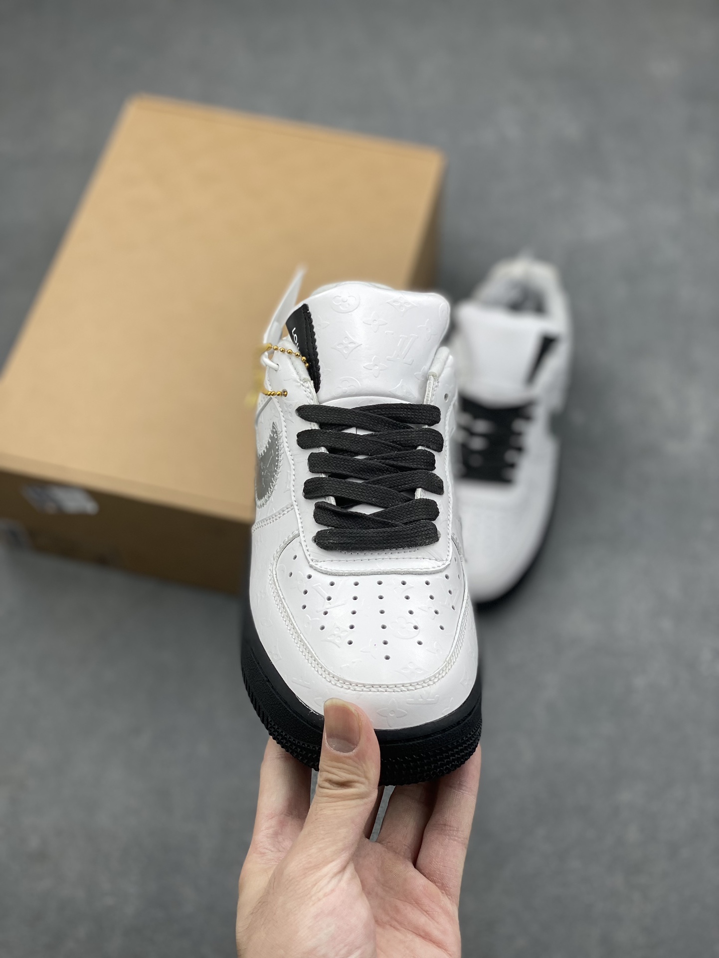 Louis Vuitton x Air Force 1 Low White/Black Designer Sneakers 3 i1727629447 2470 6