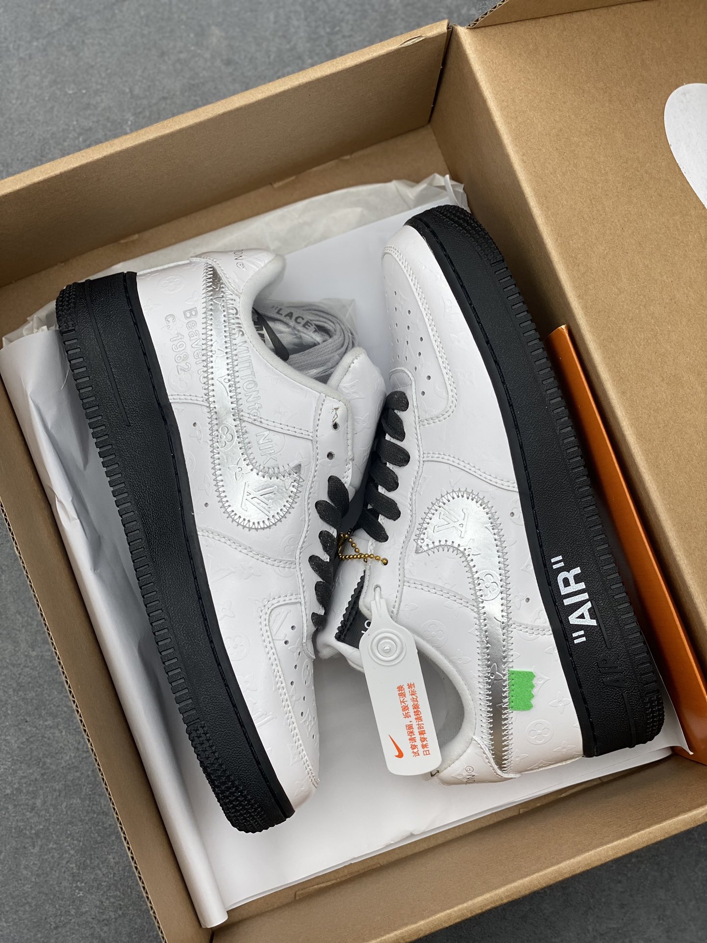 Louis Vuitton x Air Force 1 Low White/Black Designer Sneakers 10 i1727629447 4615 8