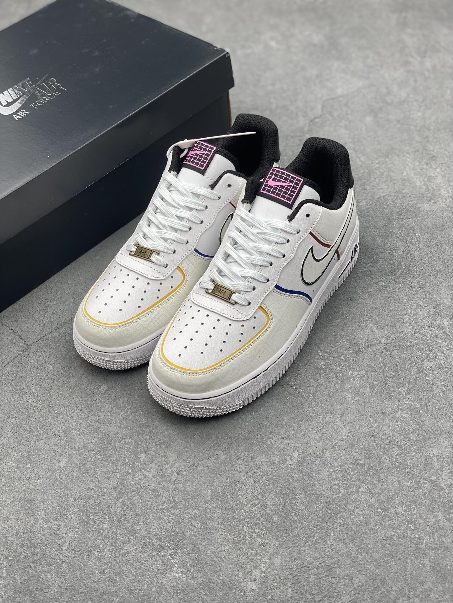 Nike Air Force 1 Low White Casual Sneakers CT1138-100 9 i1727629618 9877 6