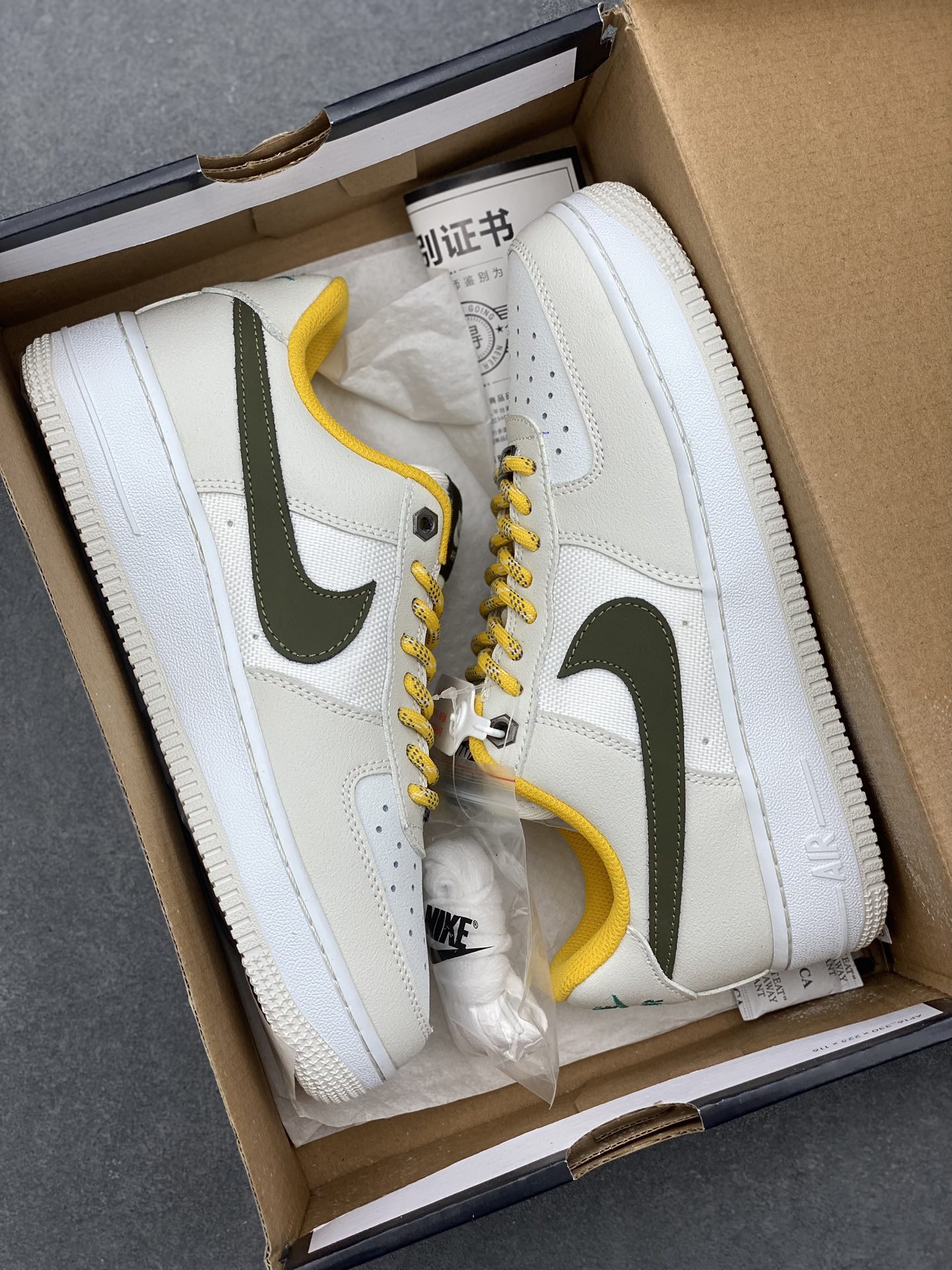 Nike Air Force 1 '07 Low Sneaker - Timeless Style & Comfort 10 i1727629693 6263 7