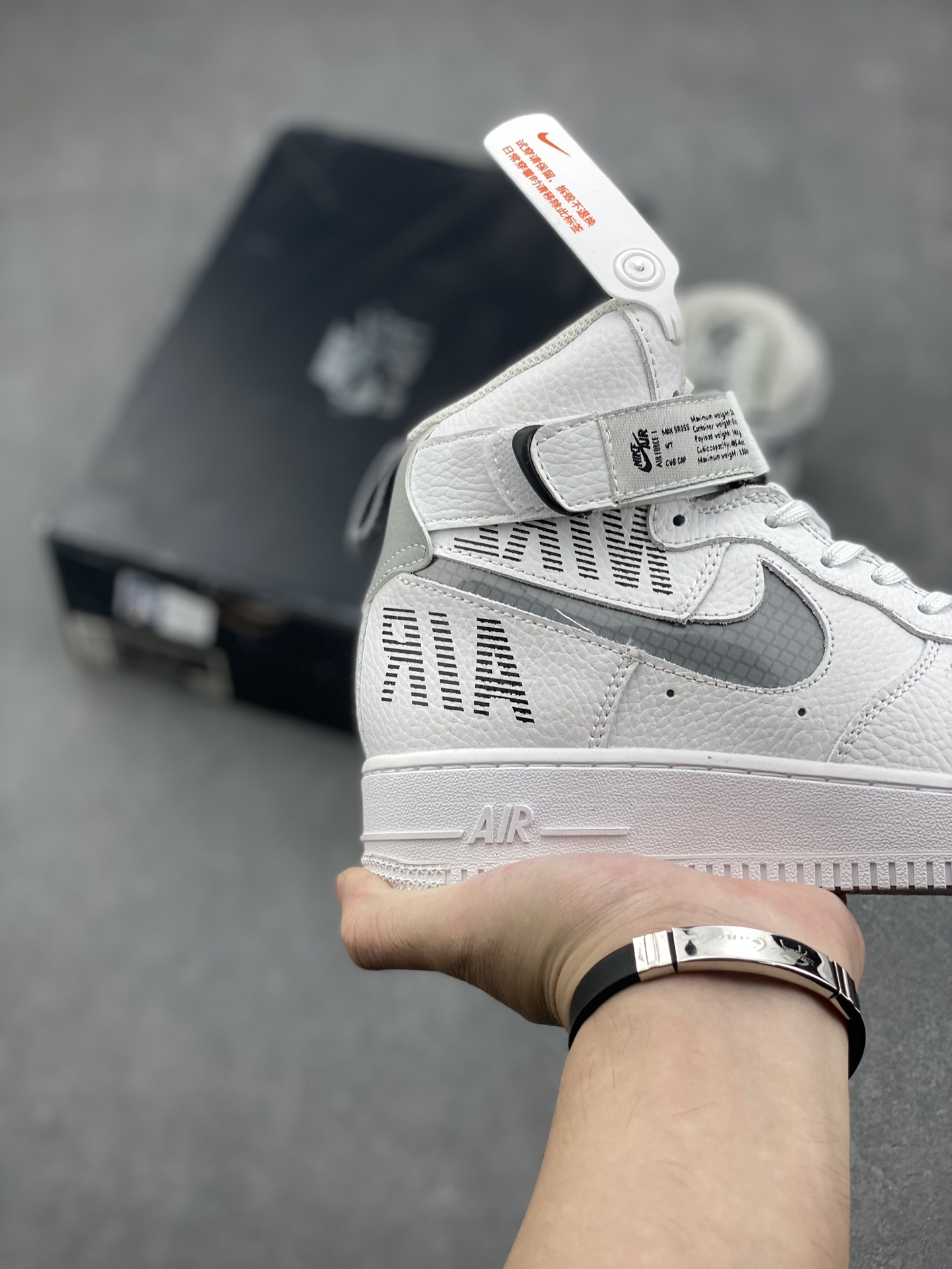 Nike Air Force 1 '07 High-Top Sneaker - Style & Comfort Combined 6 i1727629790 7986 0