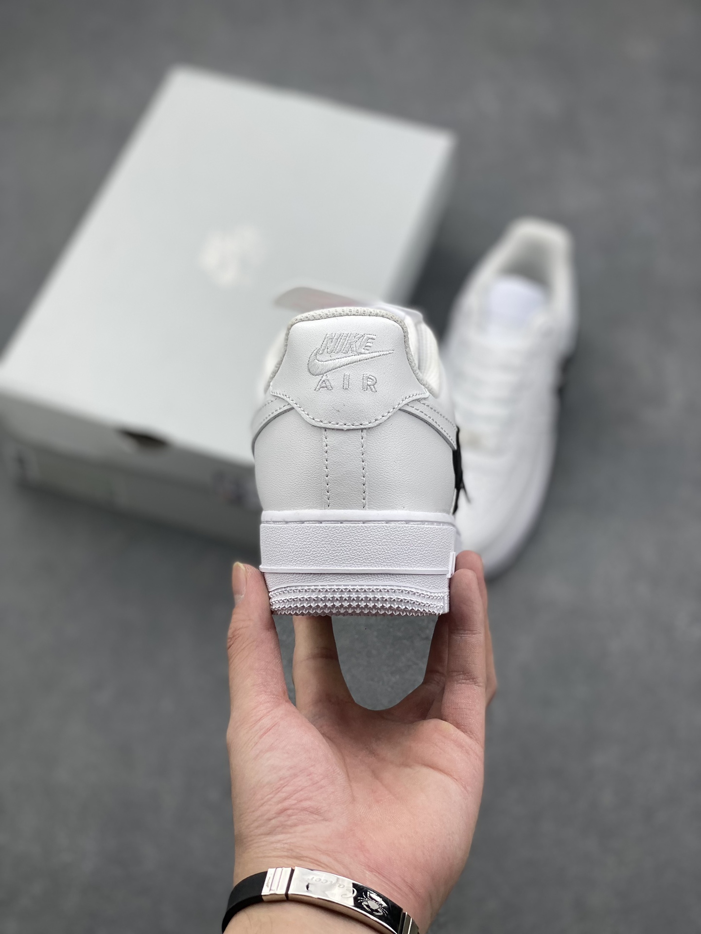 Nike Air Force 1 '07 Low White Sneakers with Cross – Iconic & Comfortable 5 i1727629837 4883 2