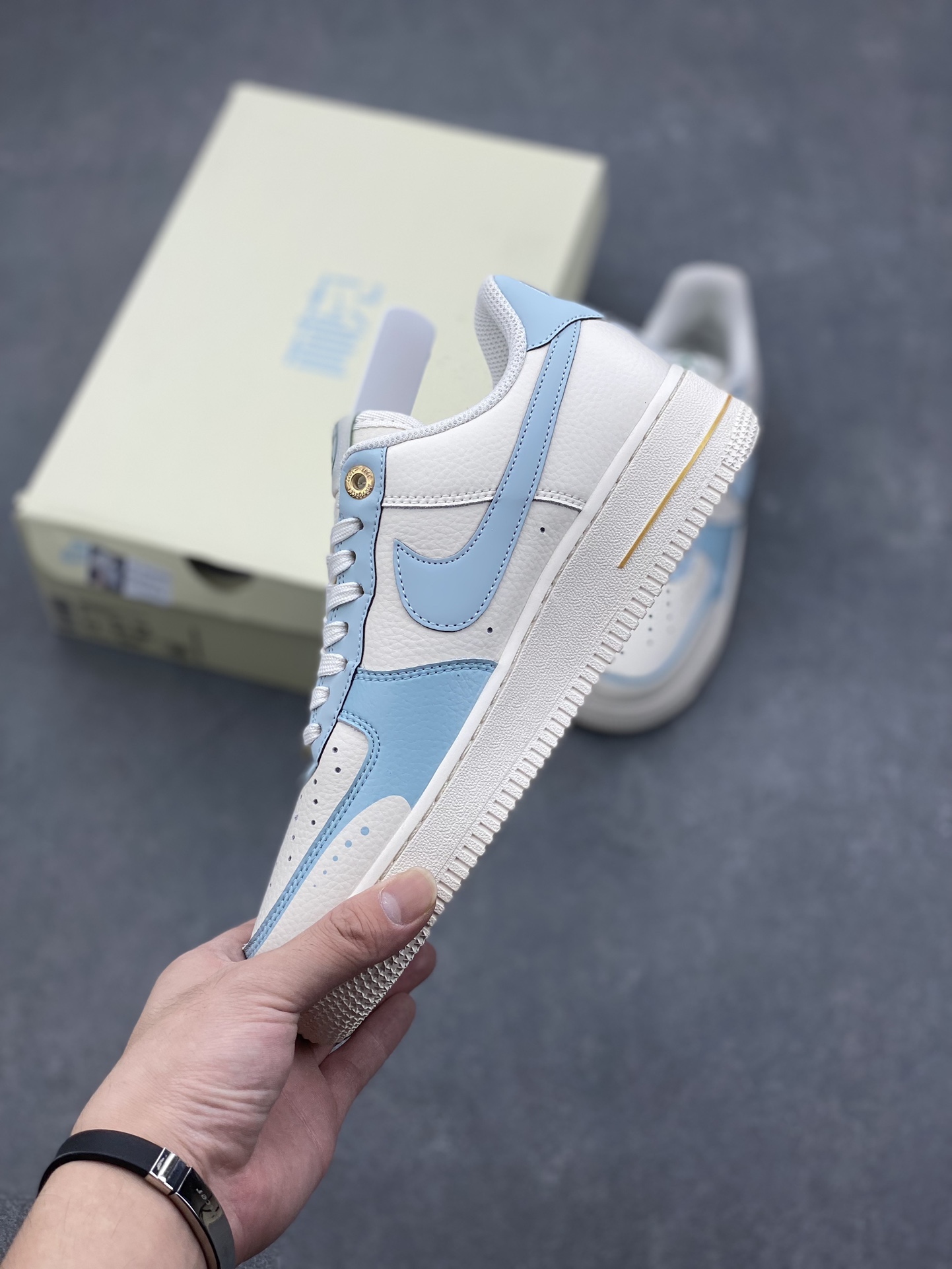 Nike Air Force 1 '07 Low Light Blue Sneakers DQ7582-101 4 i1727629873 5287 5