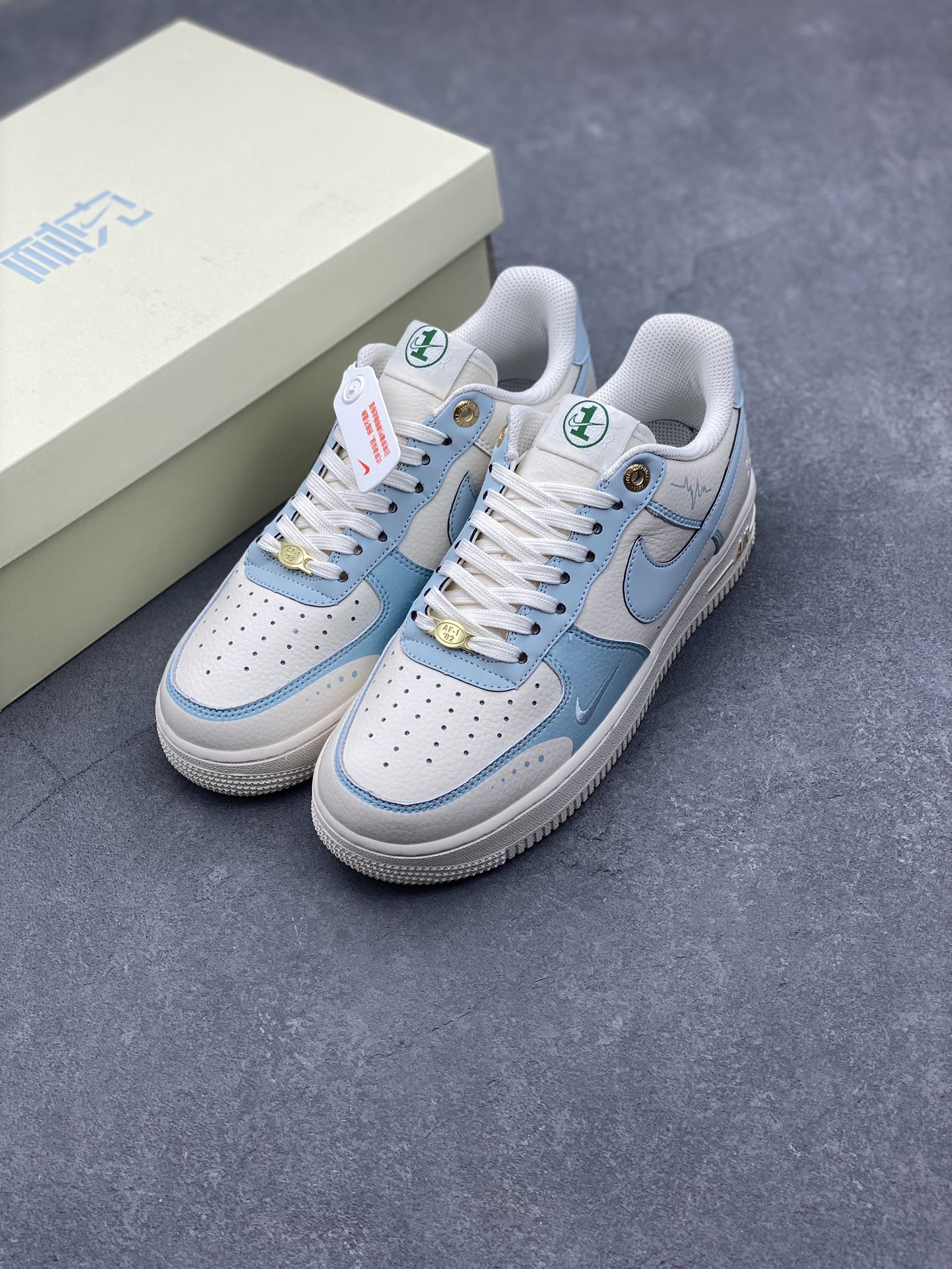 Nike Air Force 1 '07 Low Light Blue Sneakers DQ7582-101 9 i1727629873 5564 3