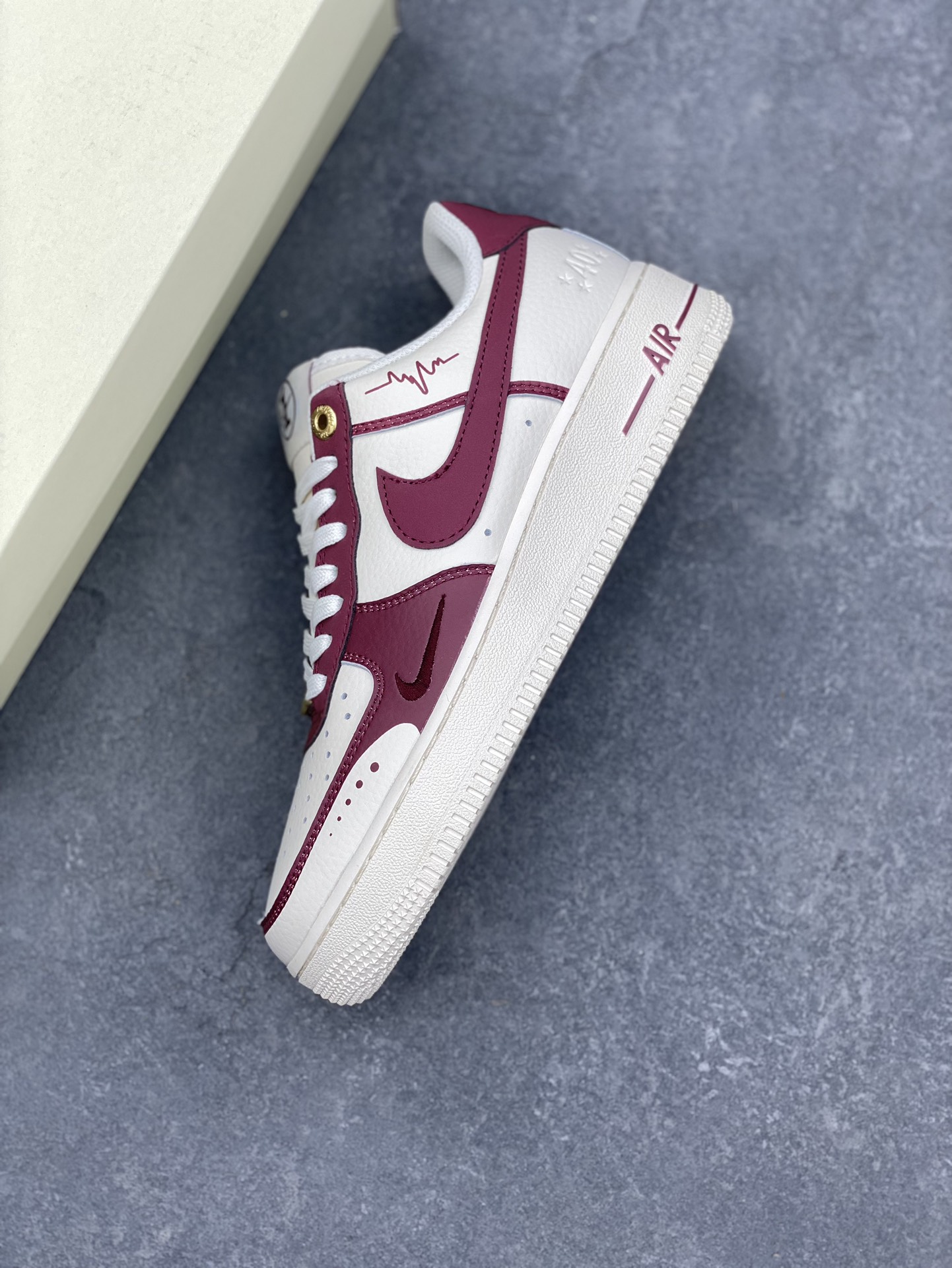 Nike Air Force 1 '07 Low Burgundy Crush Sneakers - Classic Style 8 i1727629925 6571 4