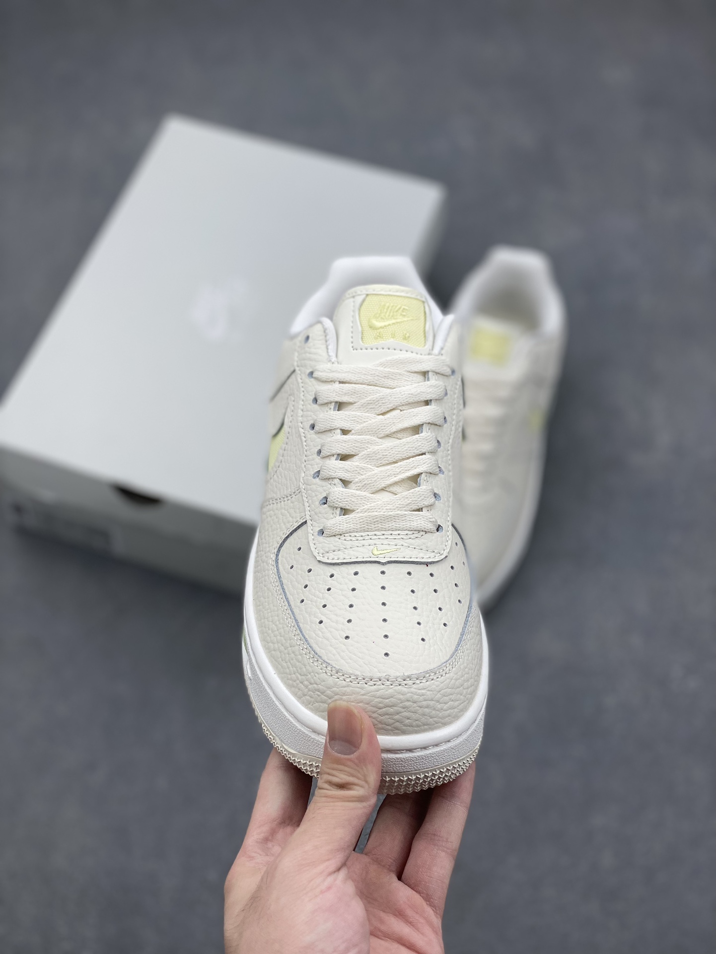 Nike Air Force 1 '07 Low Platform Sneakers - Style & Comfort HF3630-700 3 i1727630034 8247 0