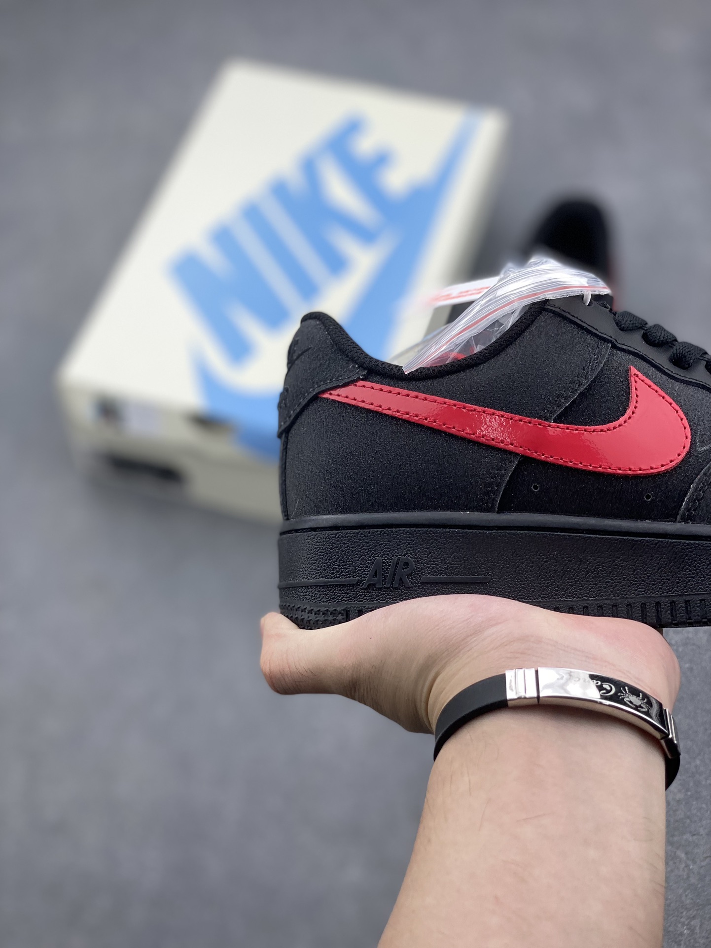 Nike Air Force 1 '07 Low Black Red Starry Sky Sneakers 6 i1727931797 2451 5
