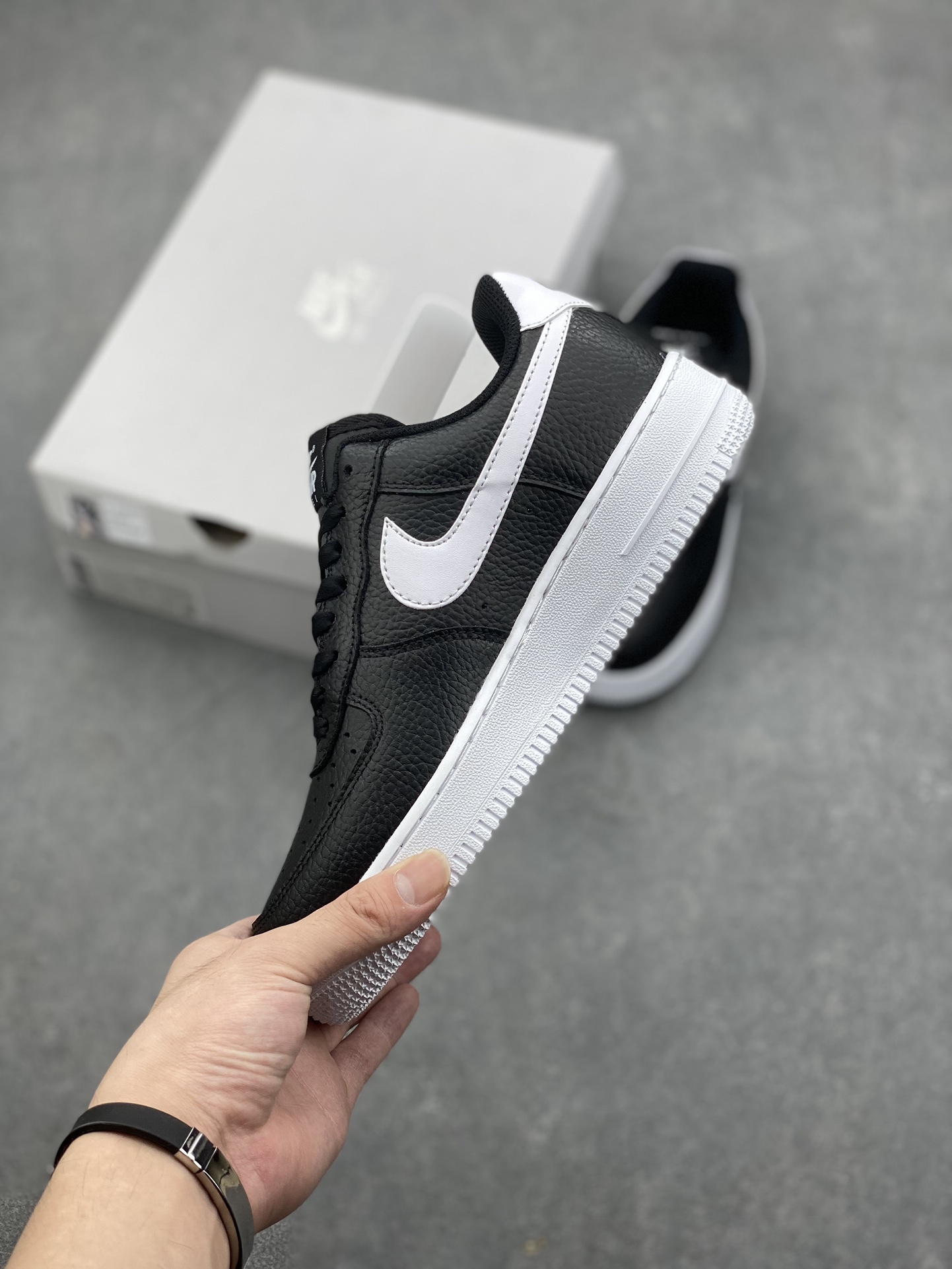 Nike Air Force 1 Low '07 Black/White Leather Casual Sneakers CT2302-002 4 i1727931938 1942 0
