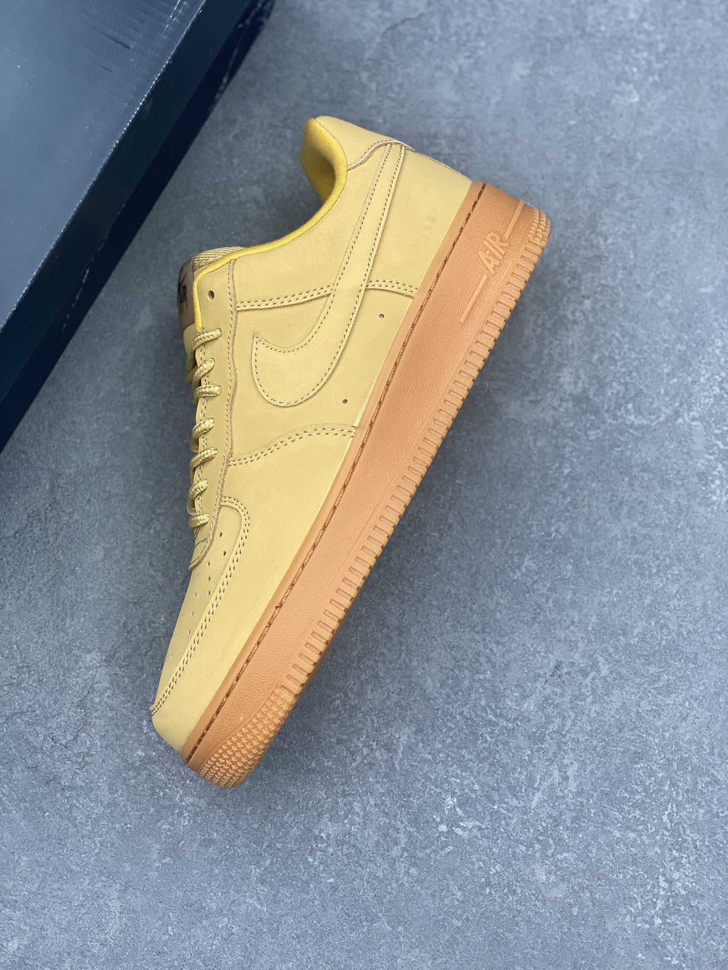 Nike Air Force 1 Low 'Wheat' Casual Sneakers - Iconic Style & Comfort 8 i1727993506 4640 6
