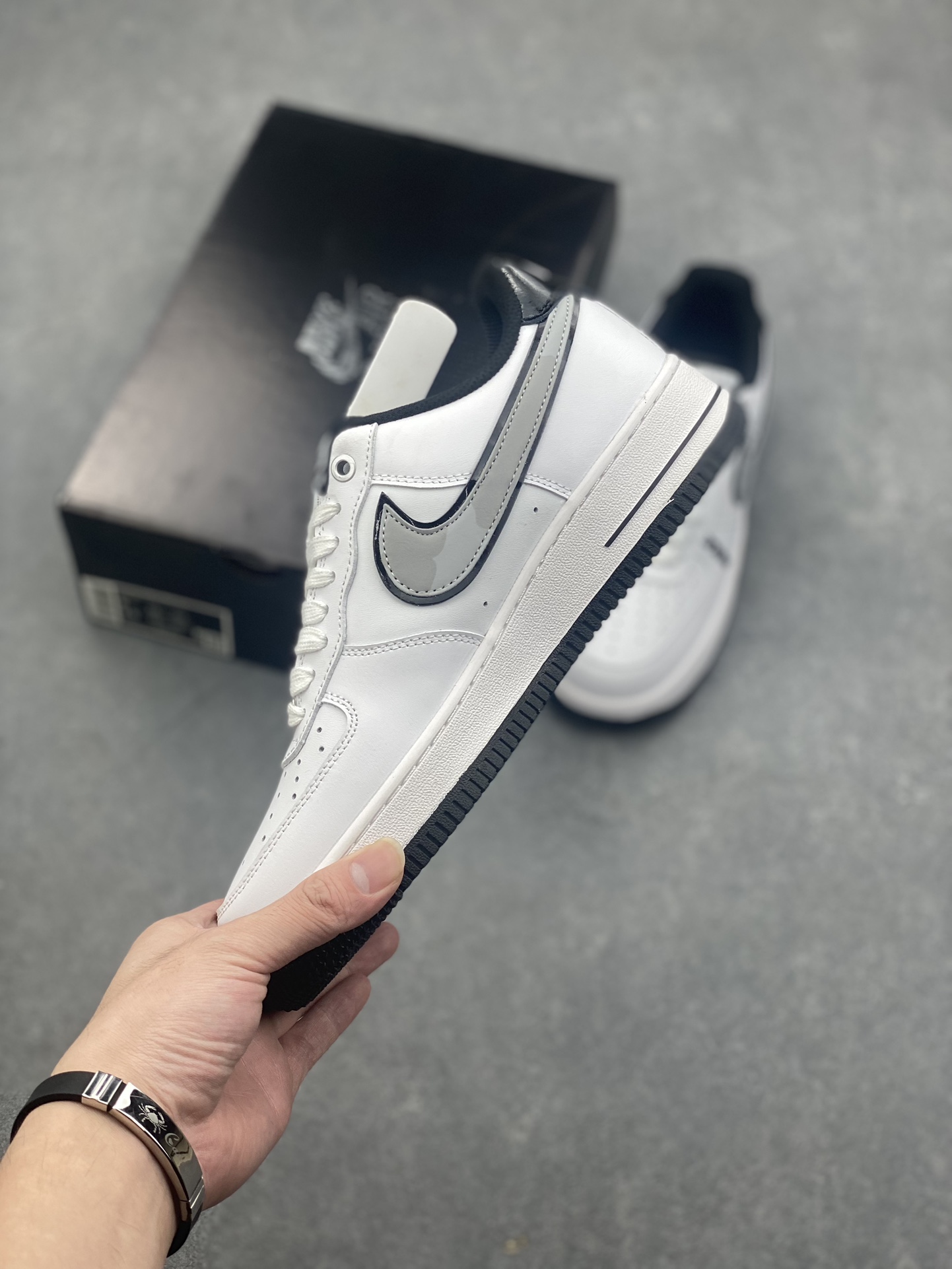 Nike Air Force 1 Low White Silver Swoosh Casual Sneakers DC8873-101 4 i1727993545 9068 6