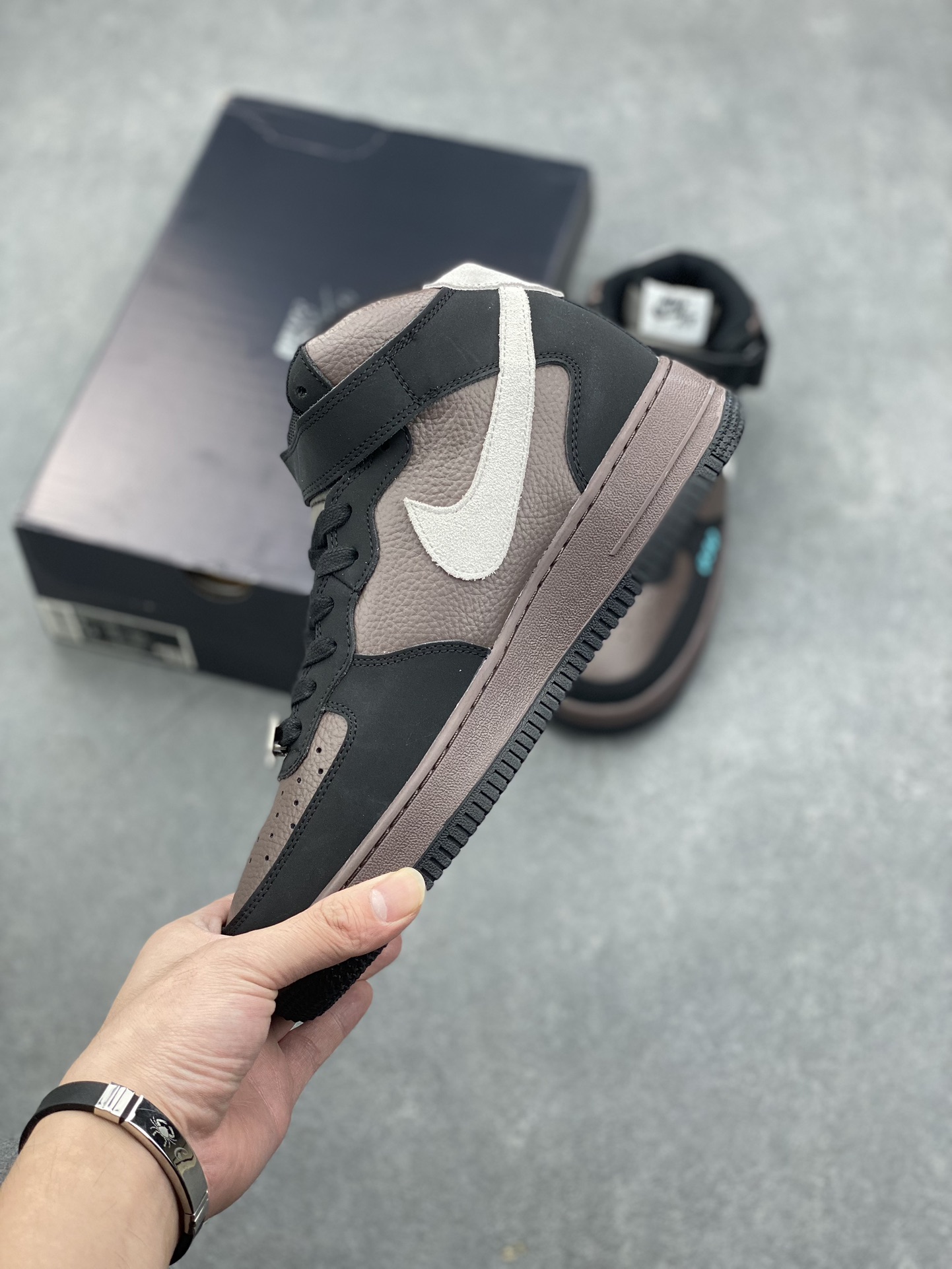 Nike Air Force 1 '07 Mid Casual Shoes - Versatile Comfort & Style DR0296-200 4 i1727993585 6536 8