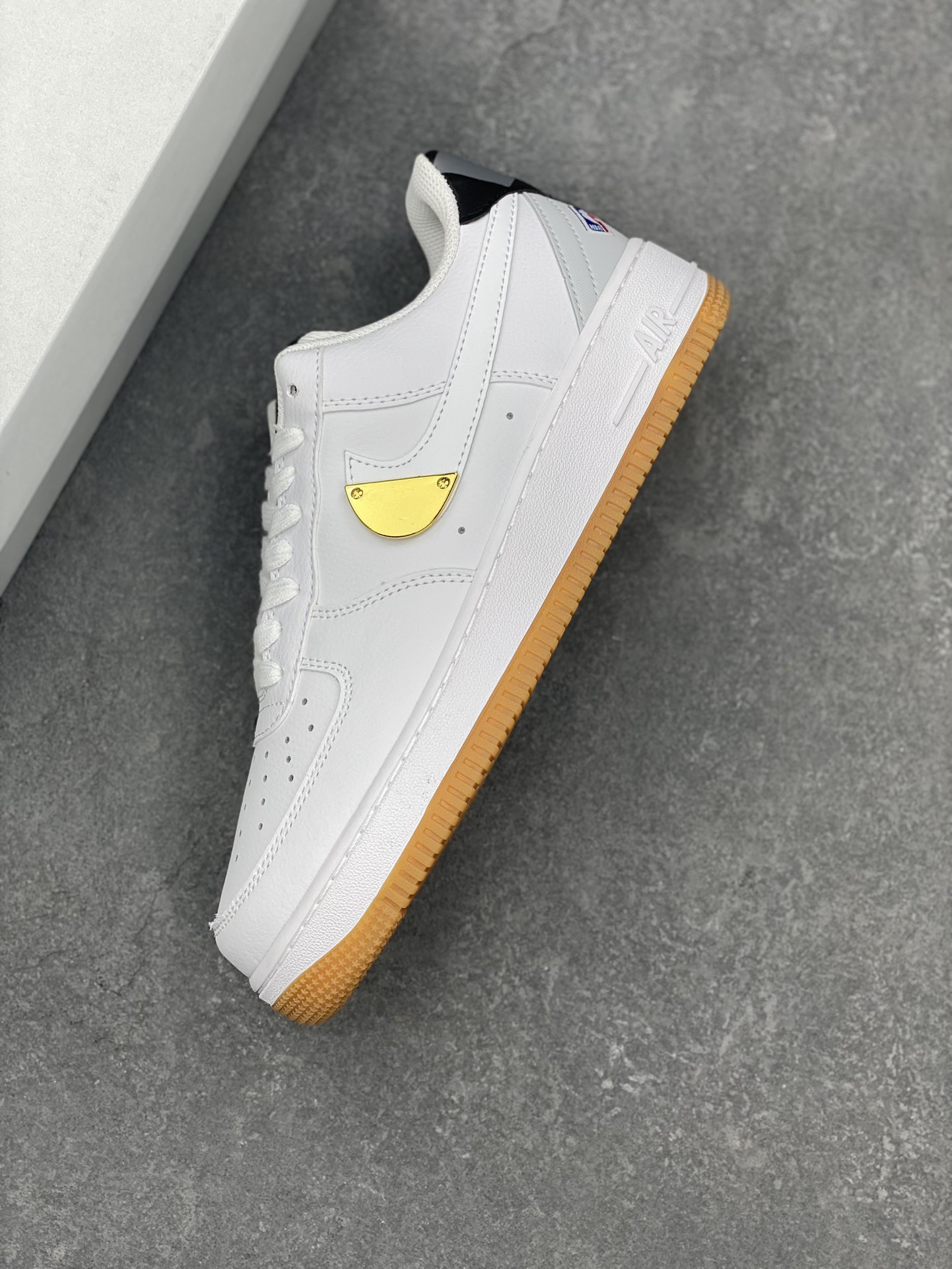 Nike Air Force 1 Low NBA White/Gold Sneakers - CT3842-100 8 i1727993707 6094 7