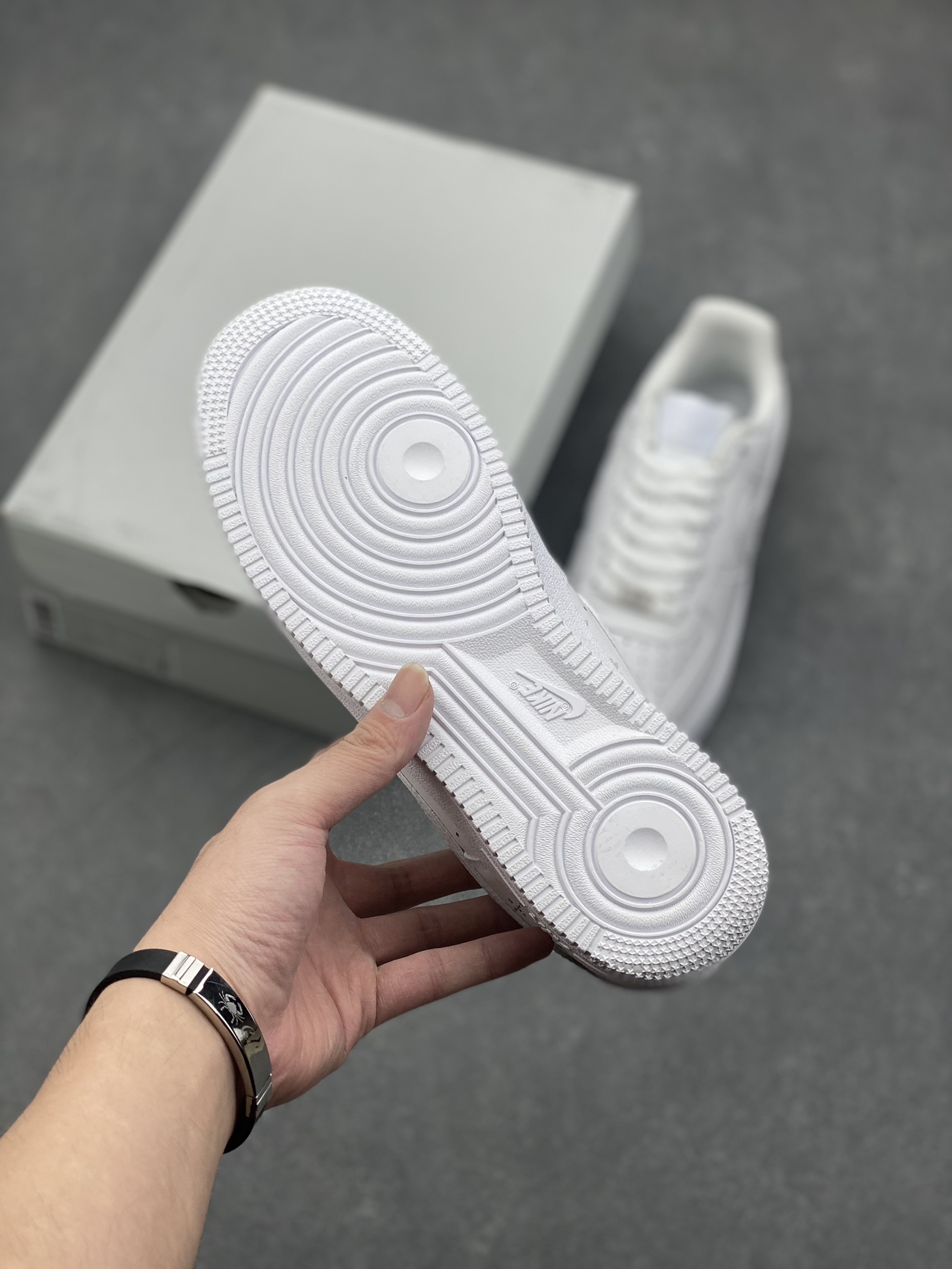 Nike Air Force 1 Low TS White Casual Sneakers - Style & Comfort Combined 7 i1727993827 6000 3