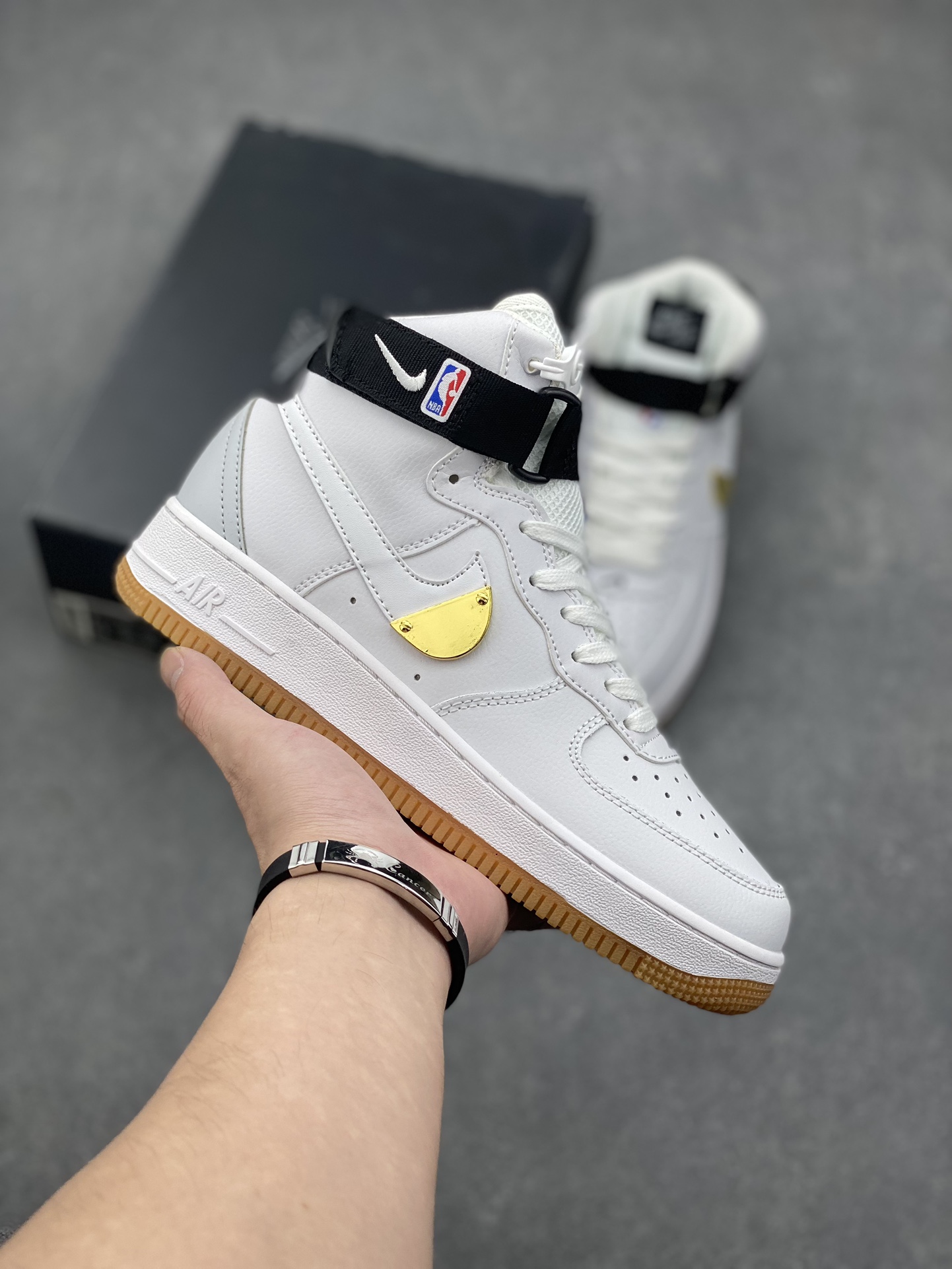 Nike Air Force 1 NBA White Mid-Top Sneakers,Honeycomb Cushion, Steel Stamp 2 i1727993867 7608 4