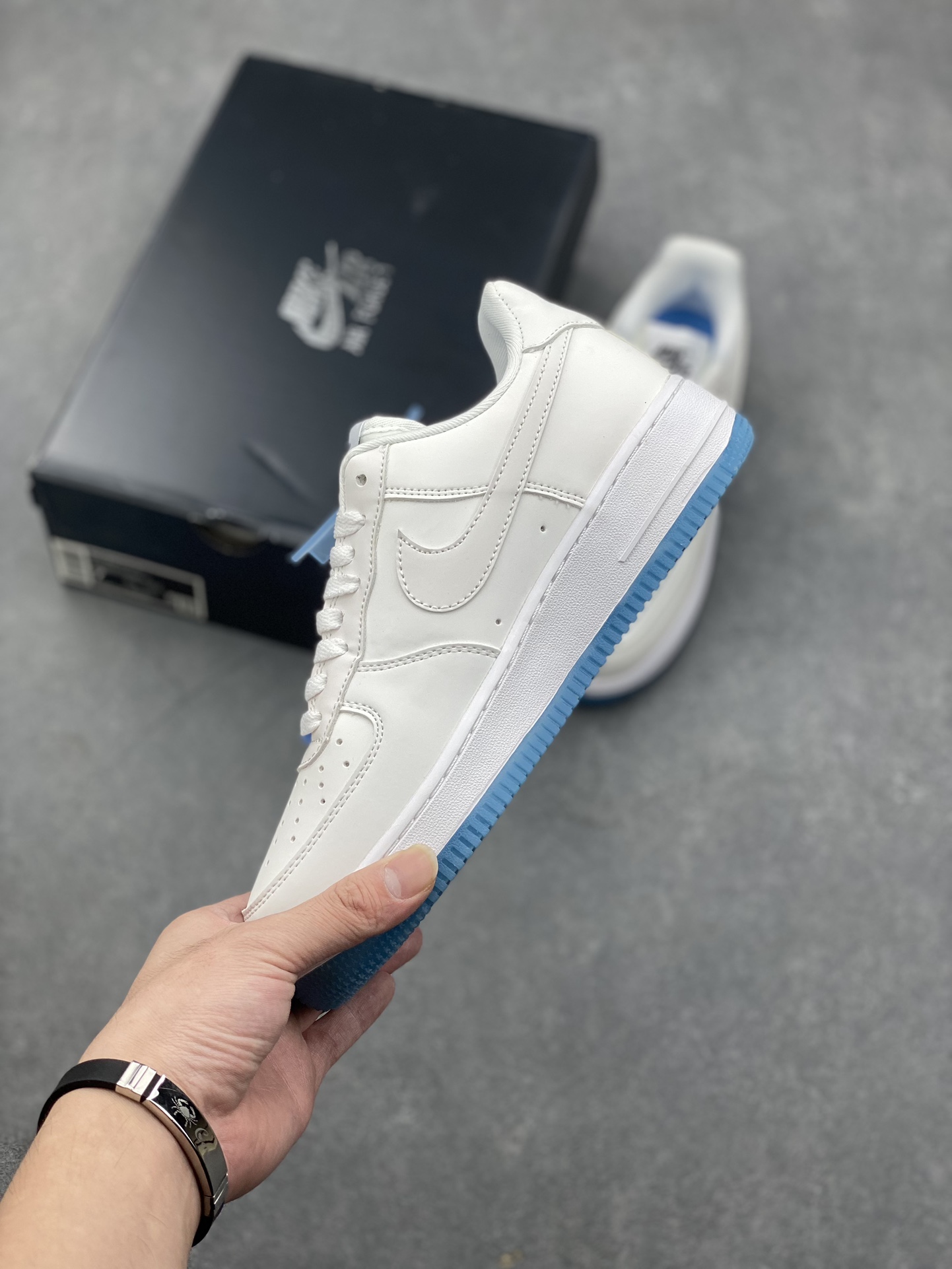 Nike Air Force 1 Low Heat Sensitive Color Changing Sneakers 4 i1727993918 612 4