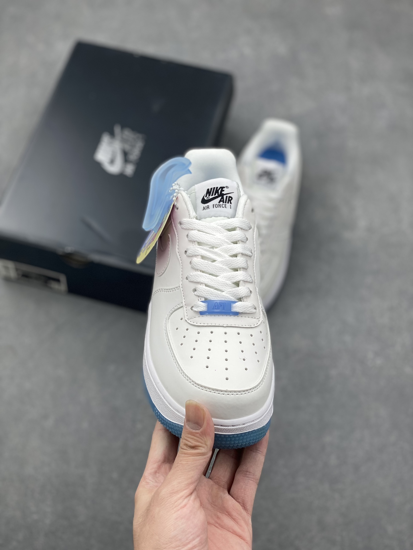 Nike Air Force 1 Low Heat Sensitive Color Changing Sneakers 3 i1727993918 7372 2