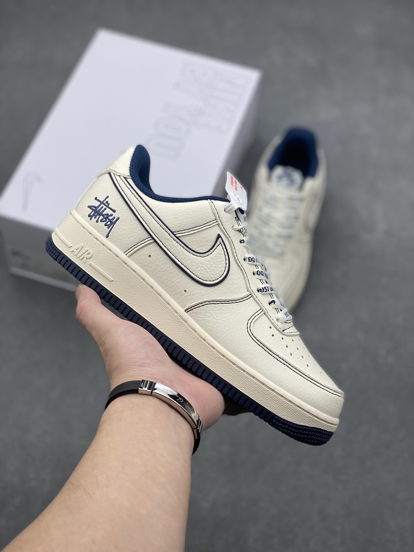 Nike Air Force 1 '07 Low Cream Sneakers with Stussy Logo - Unisex 2 i1728072267 9348 2