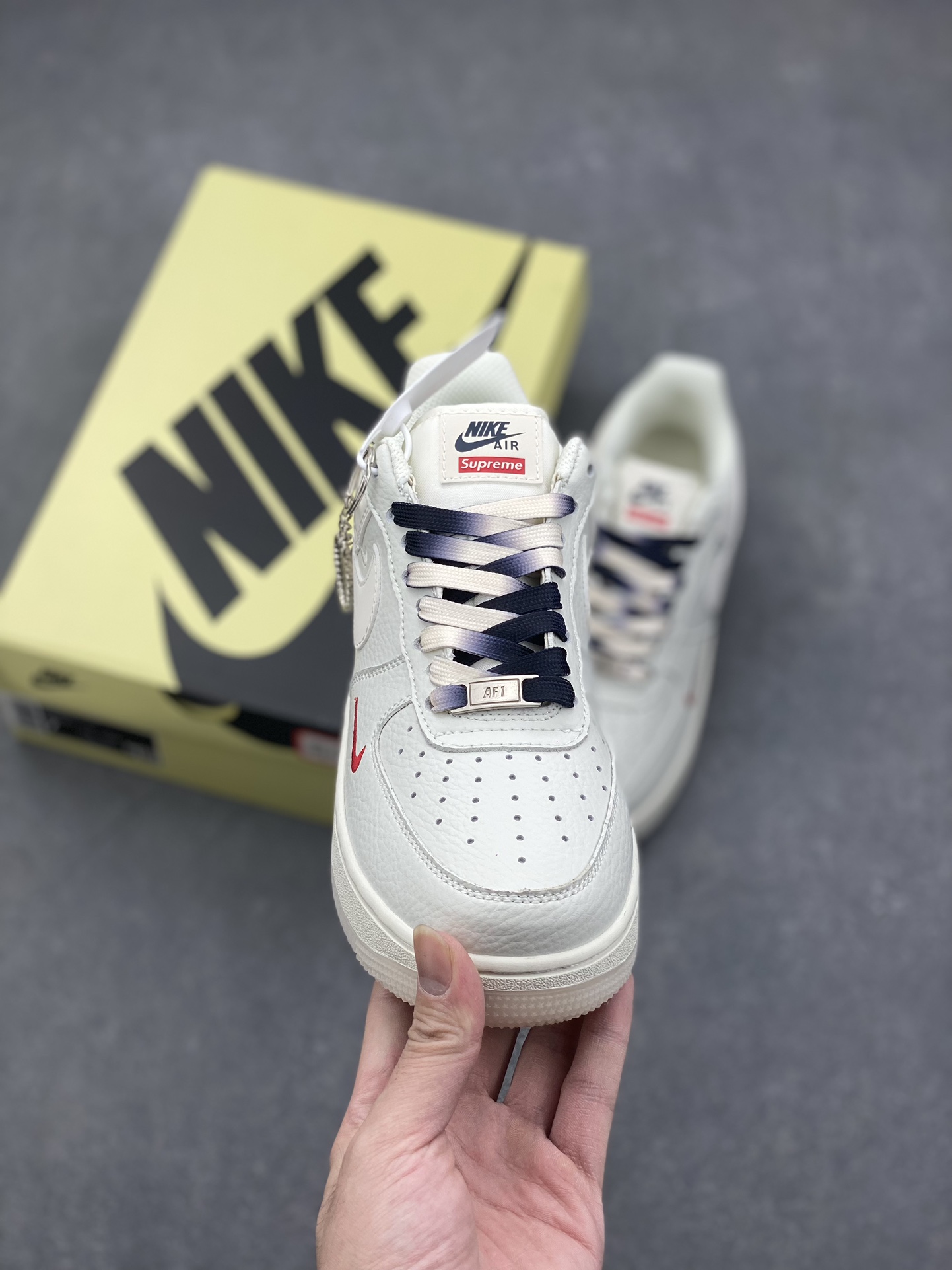 Nike Air Force 1 '07 Low Supreme White Blue Sneakers XZ6188-001 3 i1728072358 5911 0