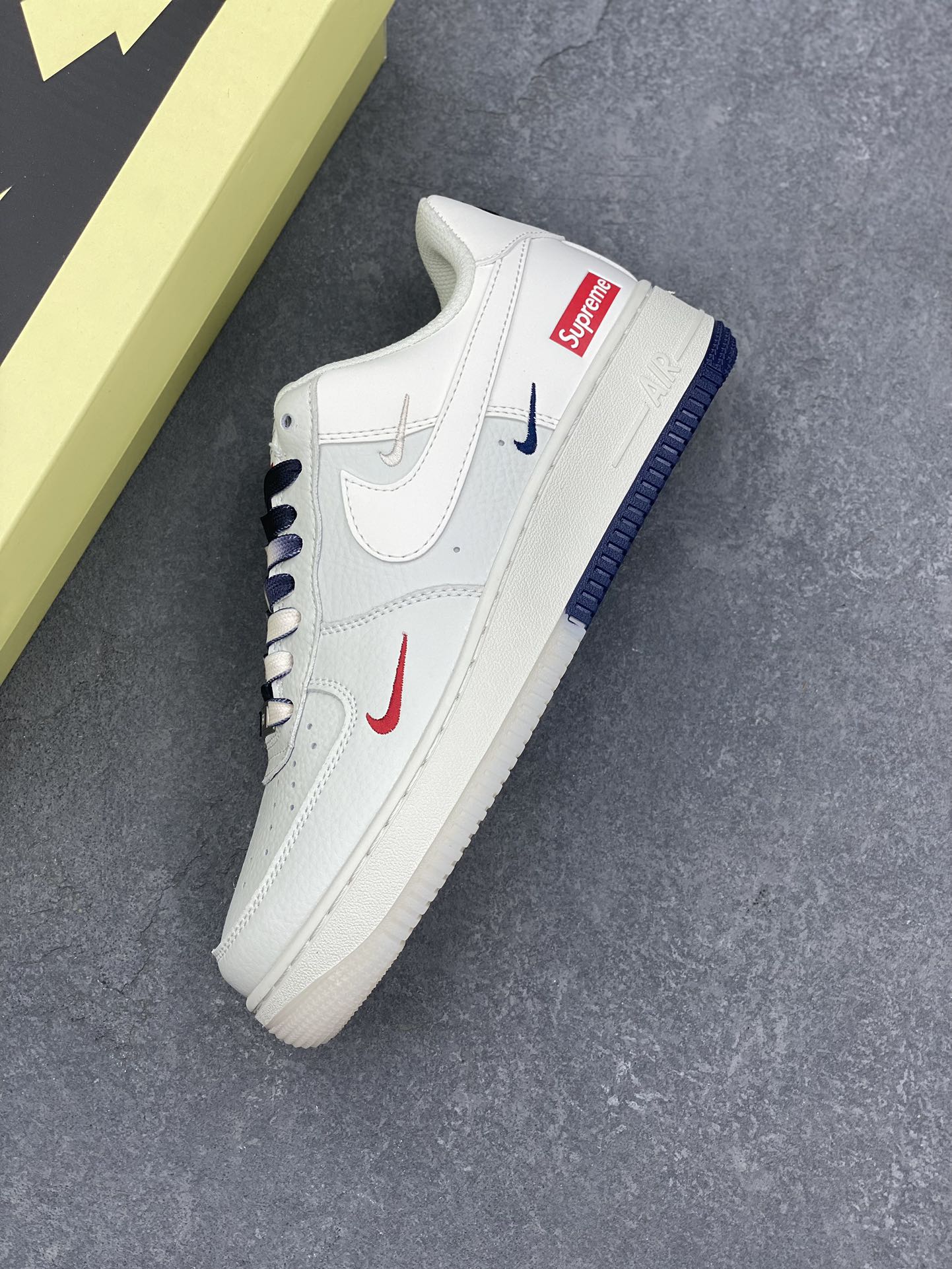 Nike Air Force 1 '07 Low Supreme White Blue Sneakers XZ6188-001 8 i1728072358 9335 7